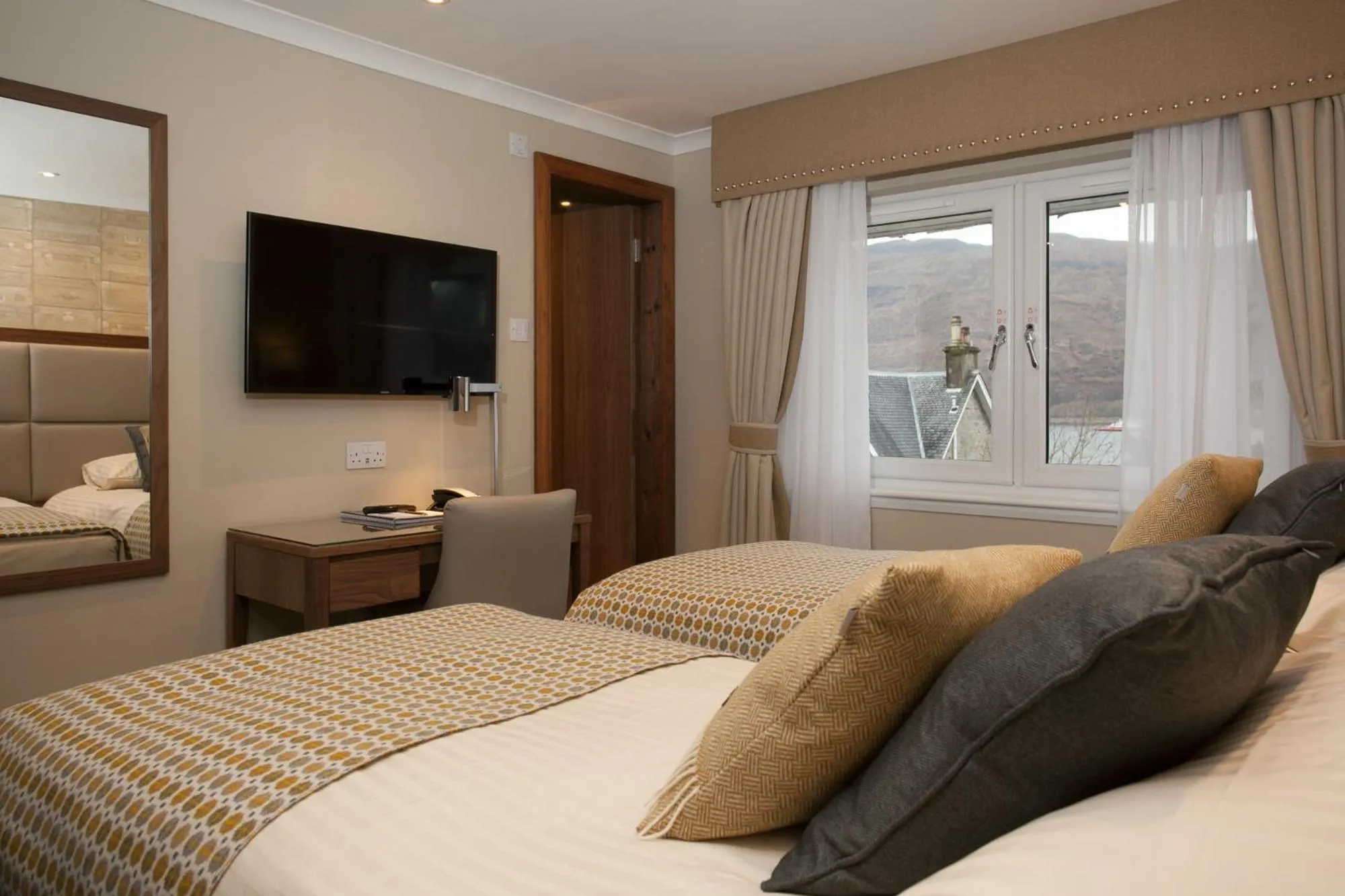 Bed in Cruachan Hotel