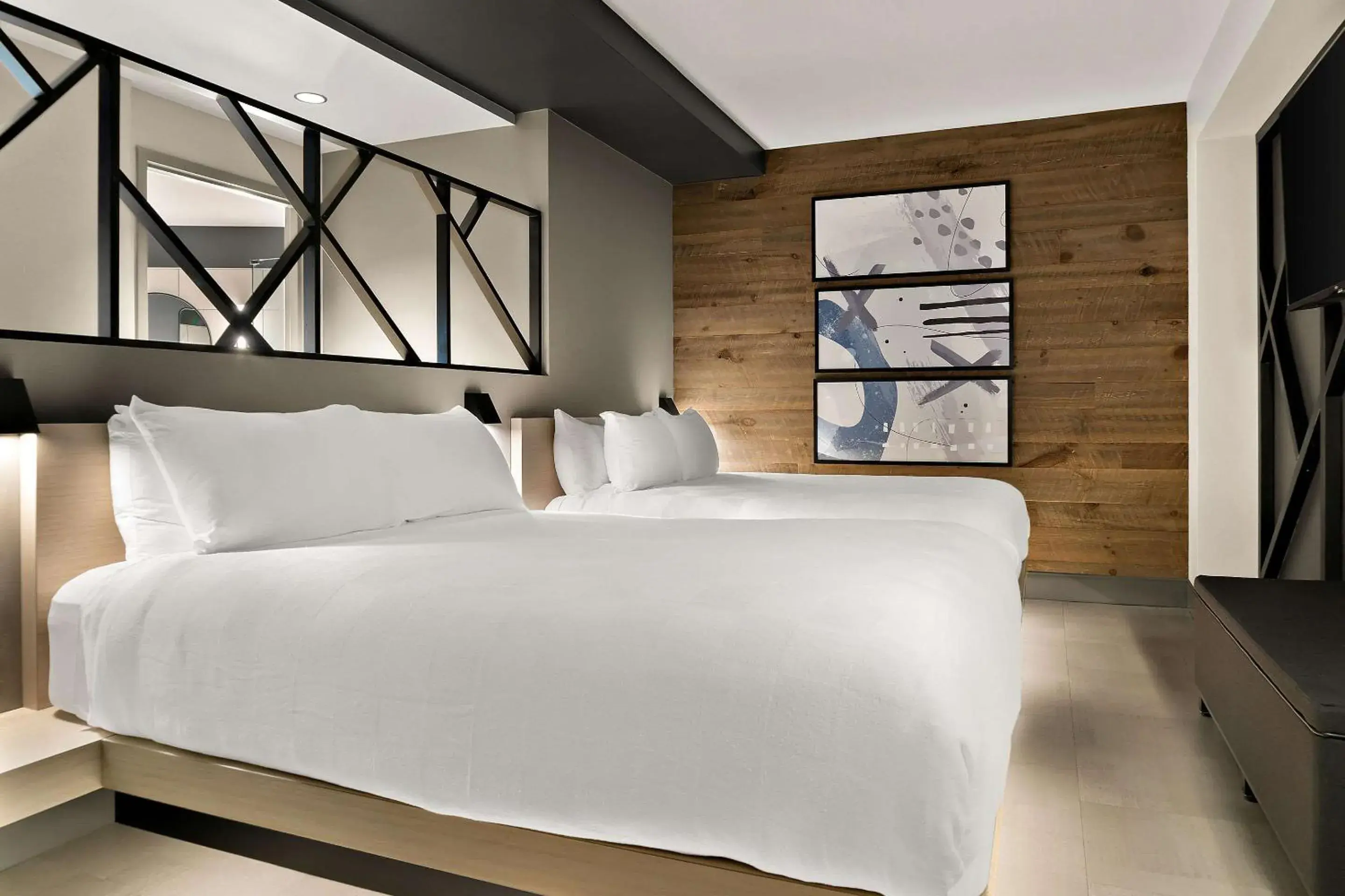 Bedroom, Bed in CityFlatsHotel - Port Huron, Ascend Hotel Collection