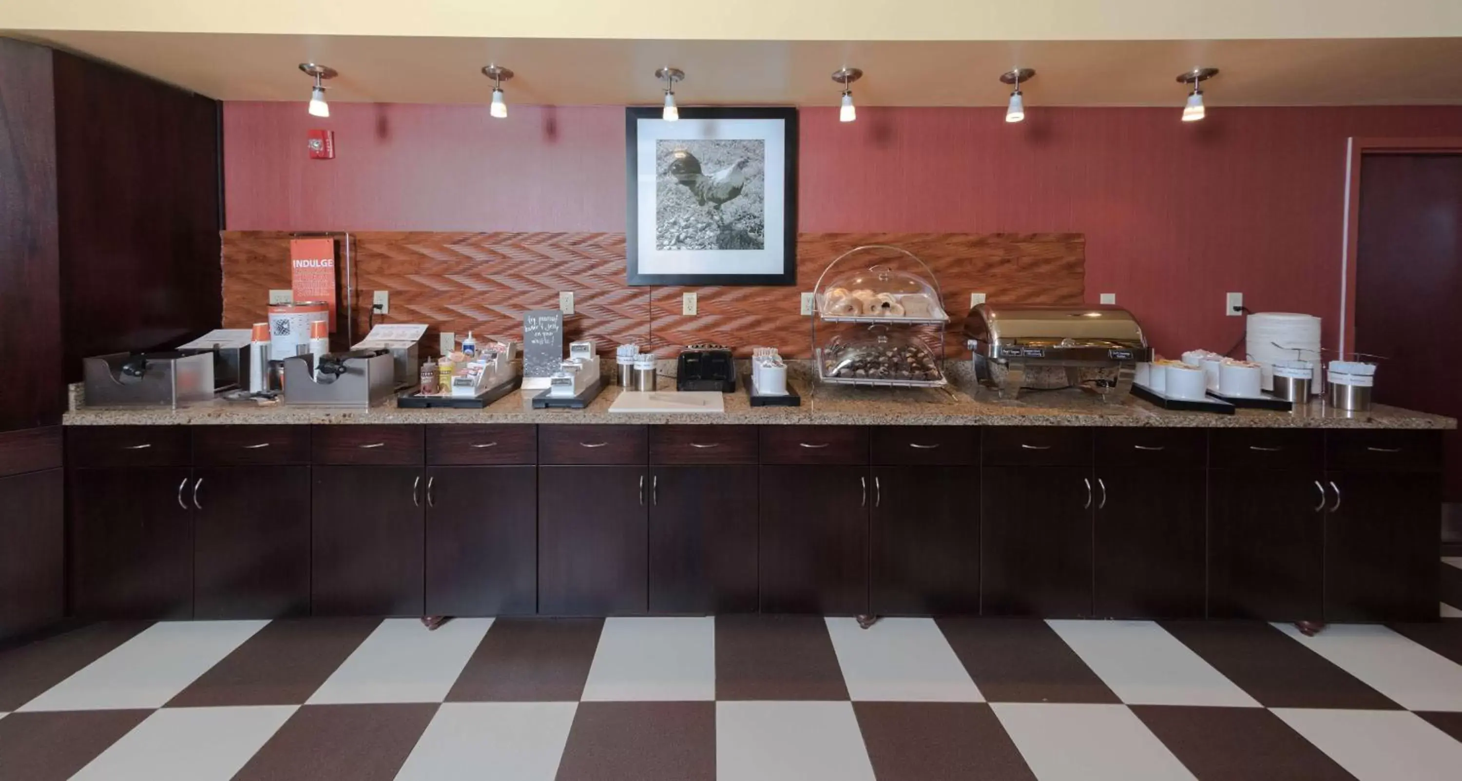 Dining area, Restaurant/Places to Eat in Hampton Inn and Suites Woodstock, Virginia