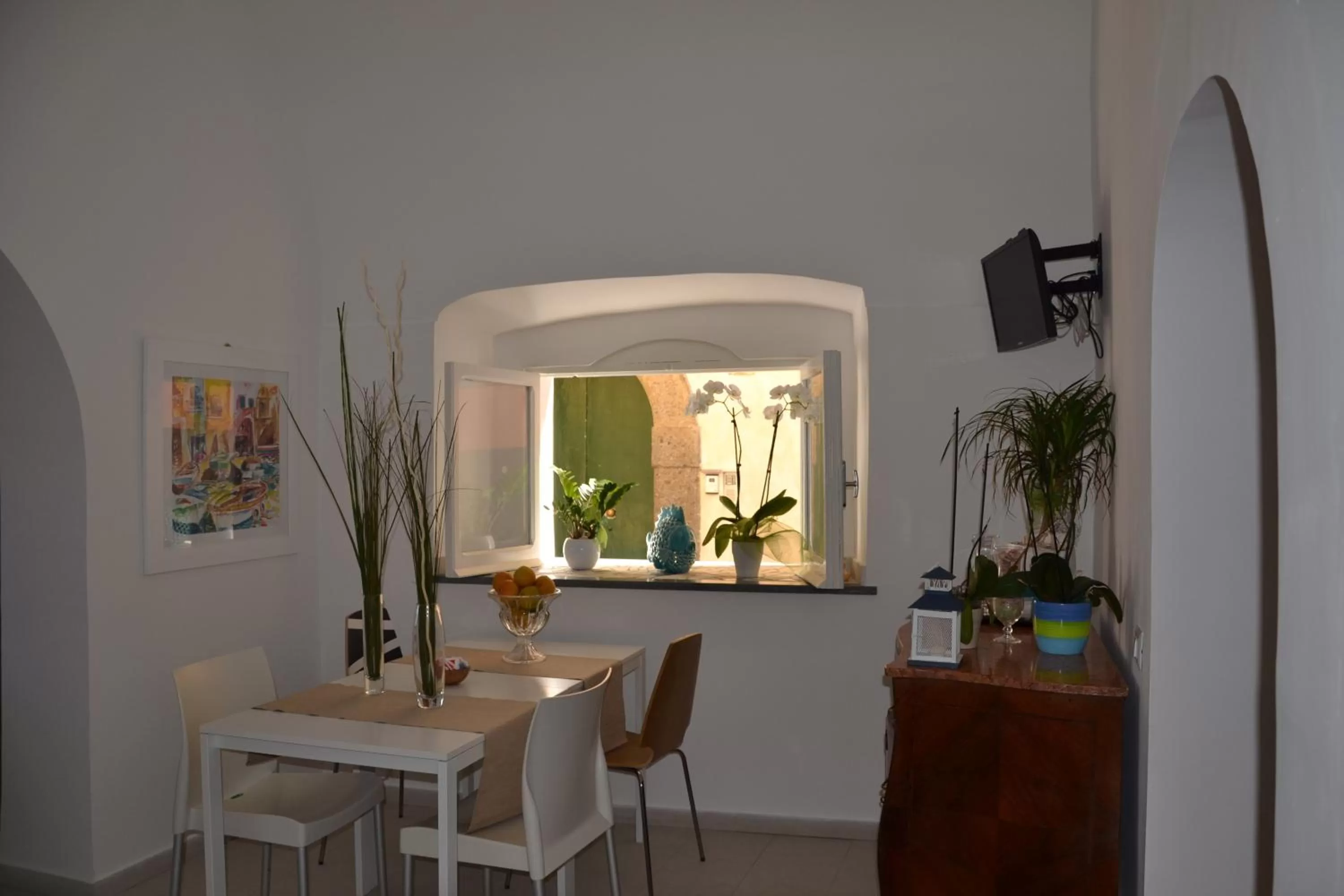 Communal kitchen in Terra Murata Boutique b&b