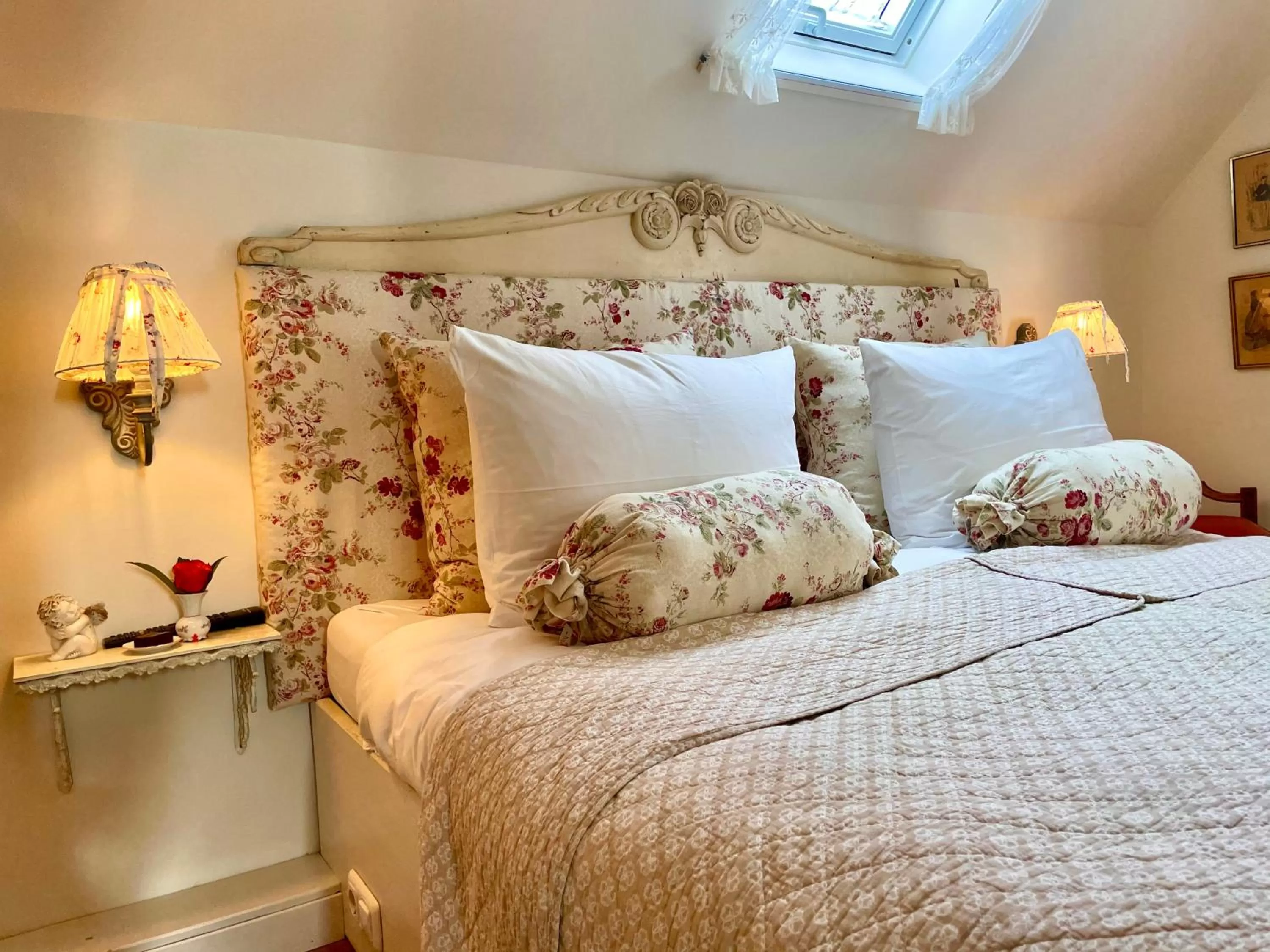 Bed in Weißt Du noch - Gästehäuser & Suiten