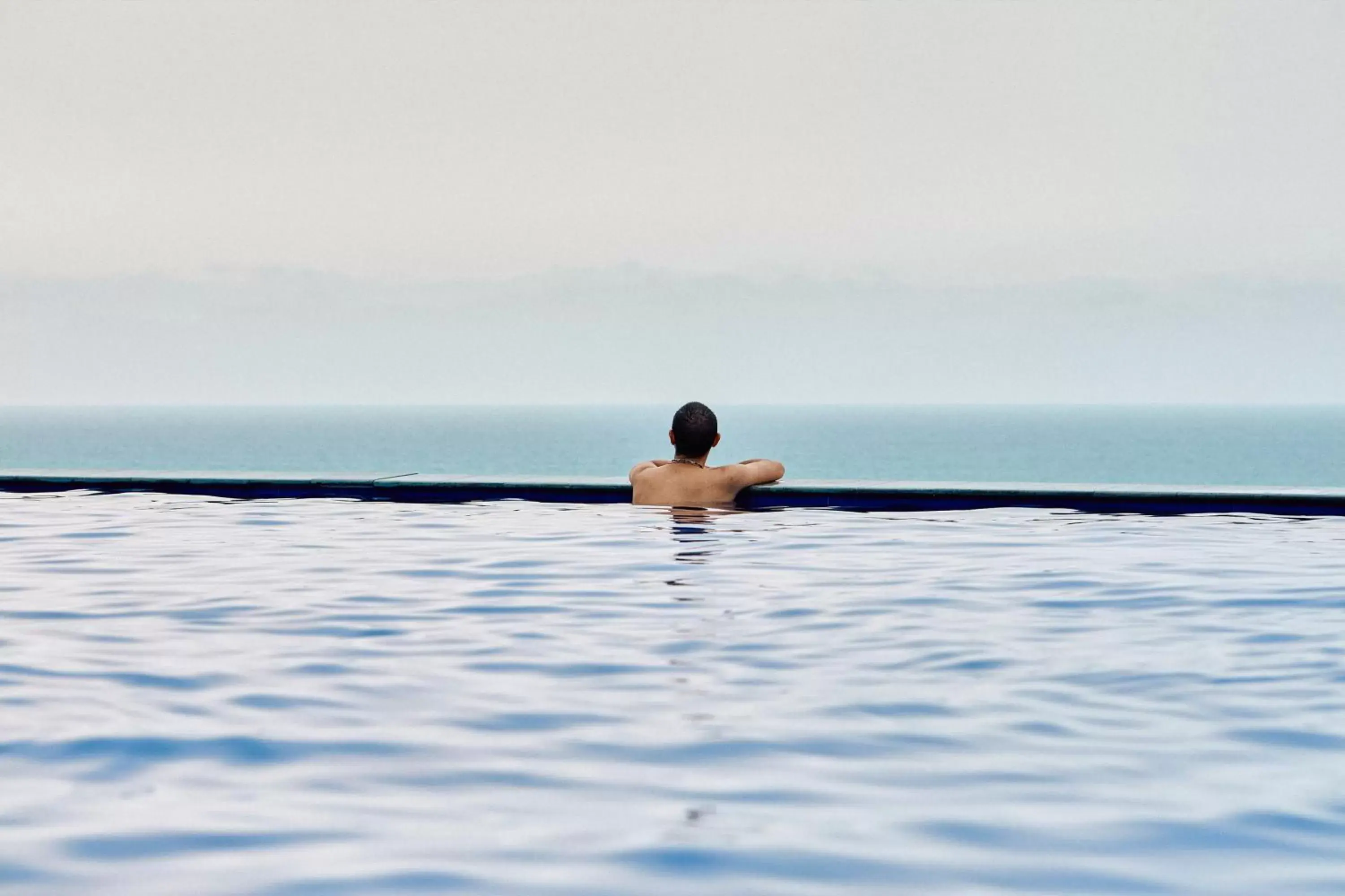 Swimming Pool in Wyndham Manta Sail Plaza Hotel and Convention Center