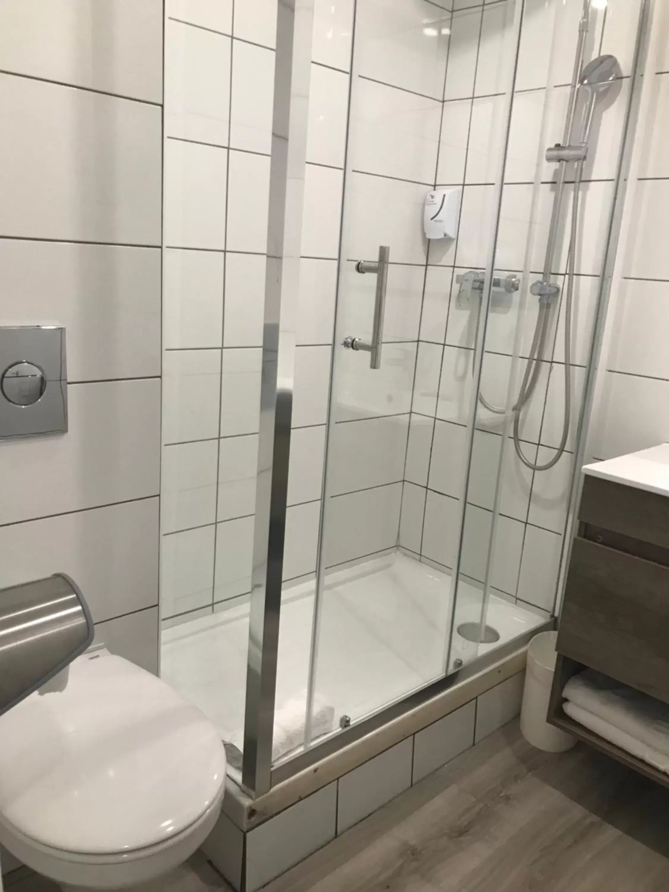 Bathroom in Hotel Morand