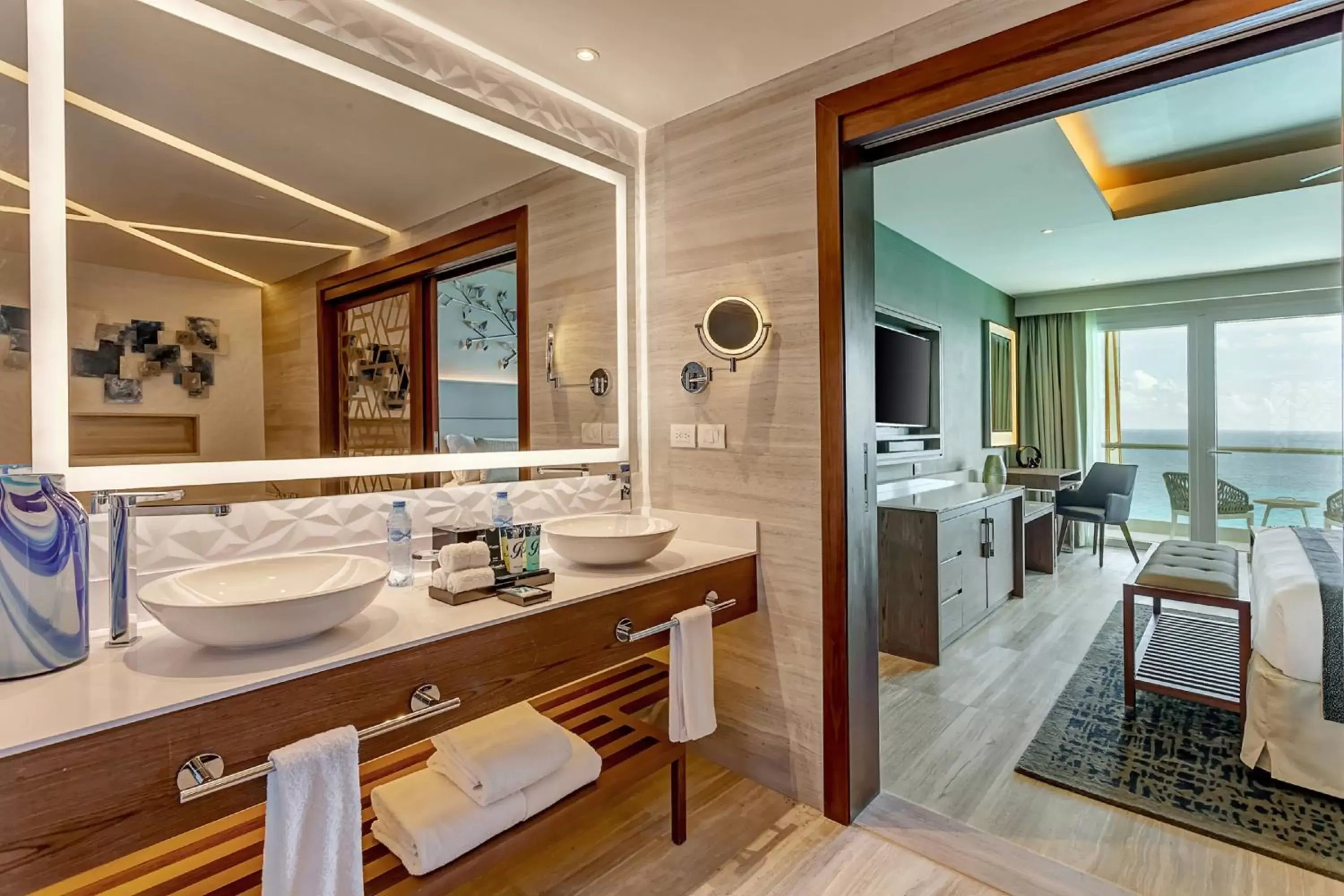 Bathroom in Royalton CHIC Cancun, An Autograph Collection All-Inclusive Resort - Adults Only