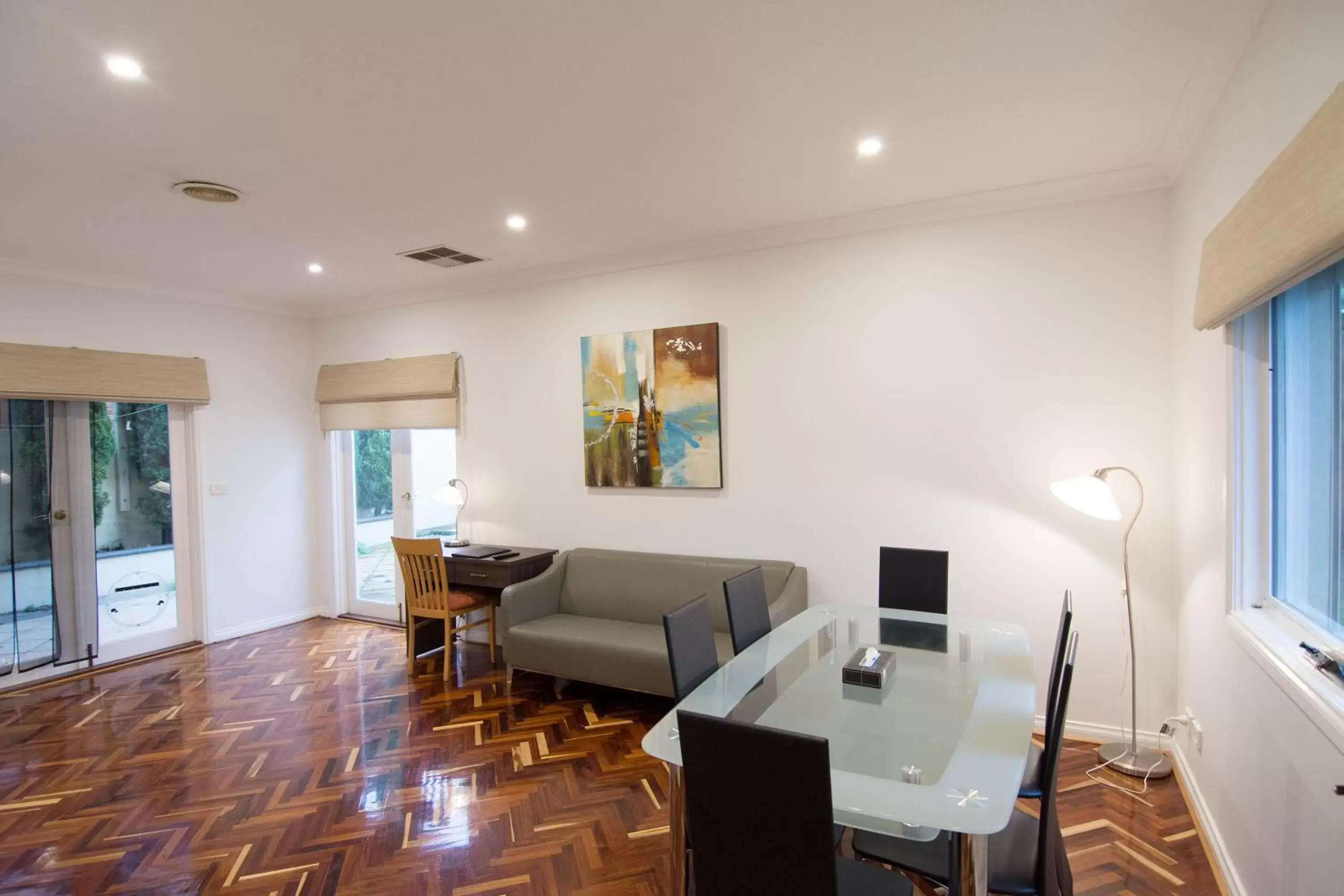 Living room, Seating Area in Best Western Plus Buckingham International