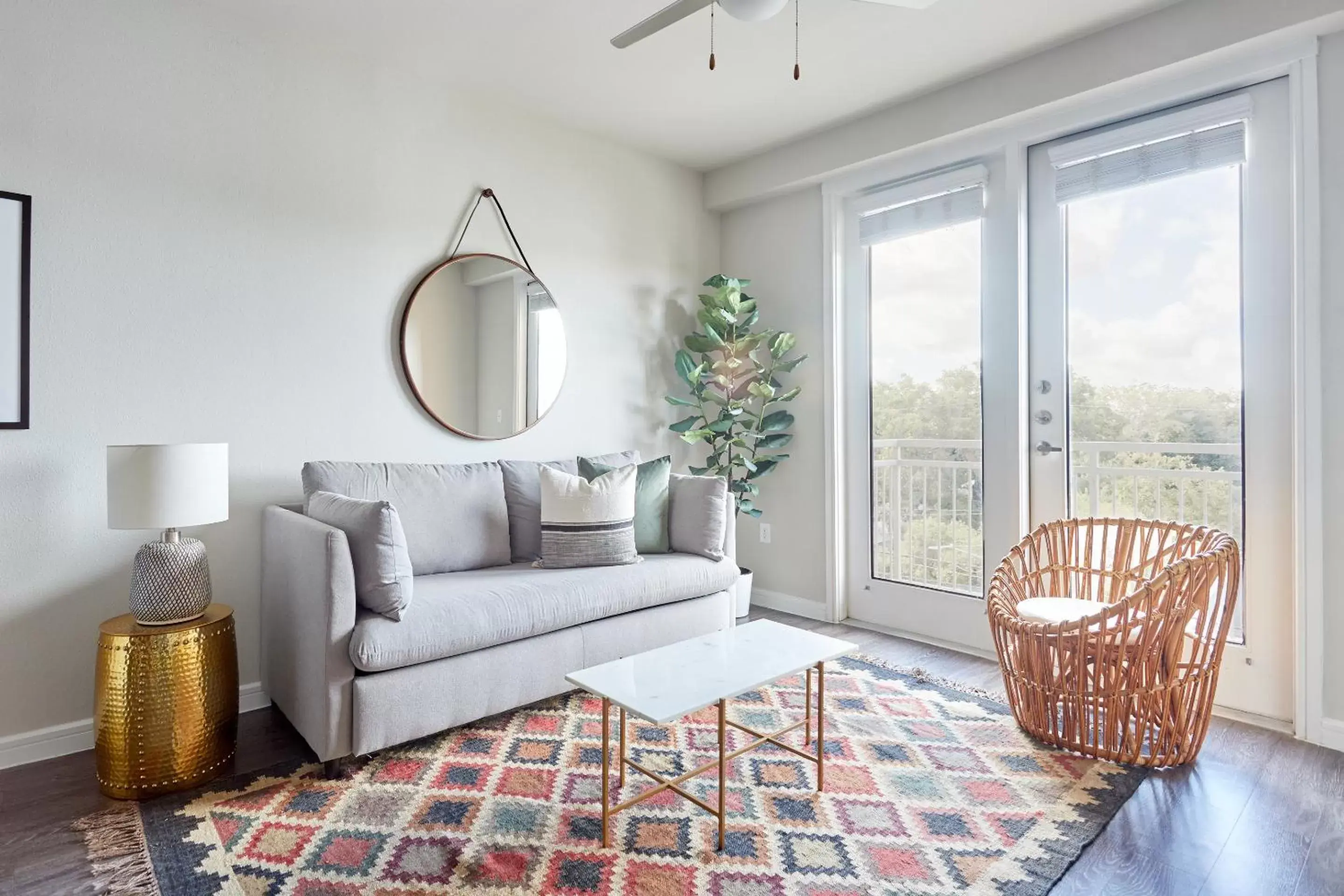 Living room, Seating Area in Sonder at Southtown