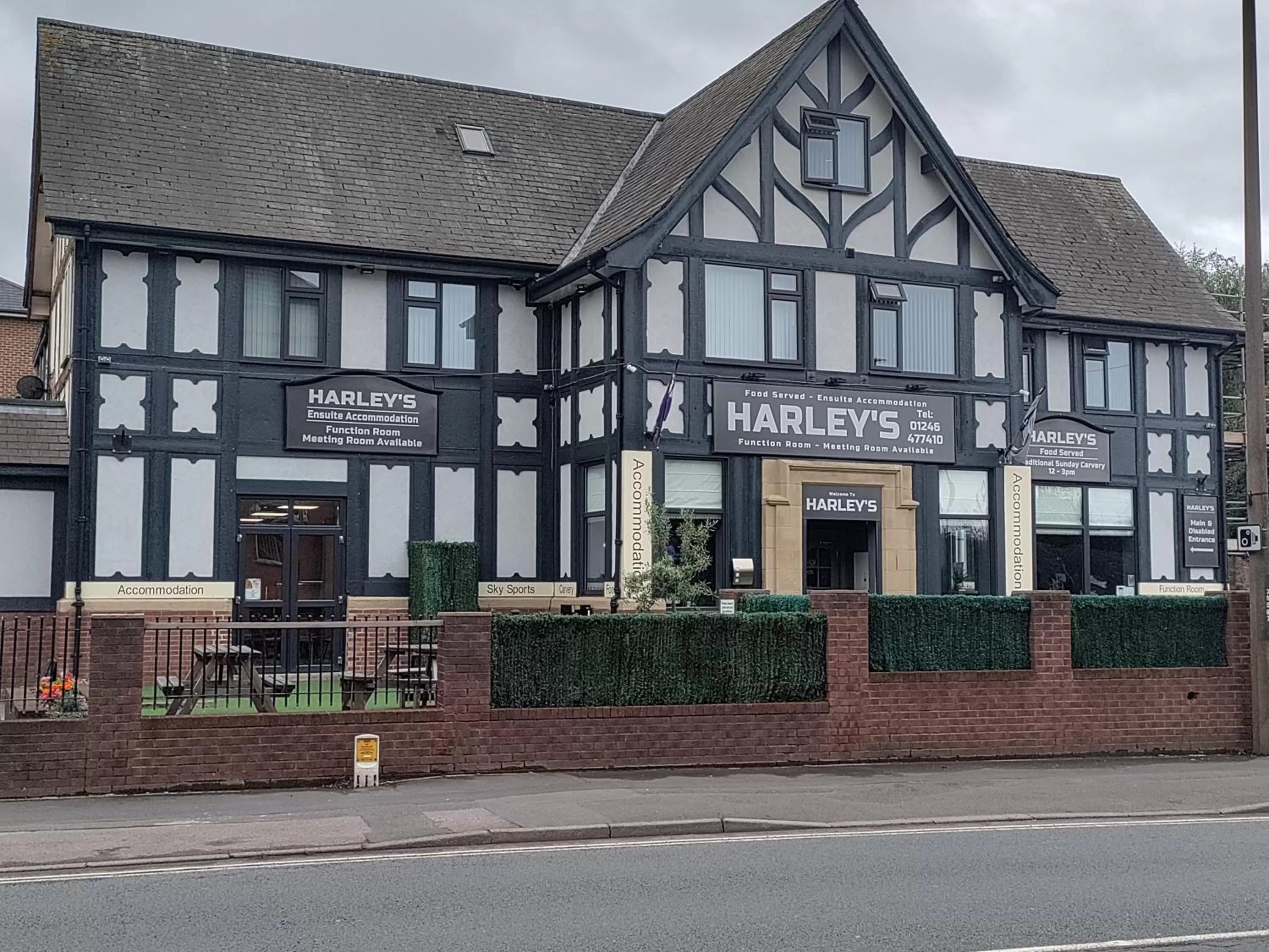 Property building in Harleys Inn
