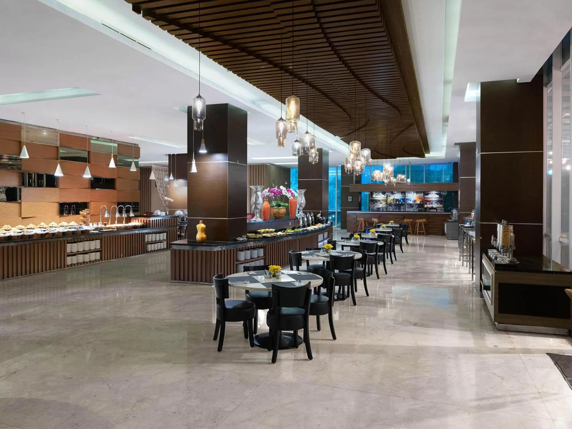 Restaurant/places to eat in The Alana Yogyakarta Hotel and Convention Center