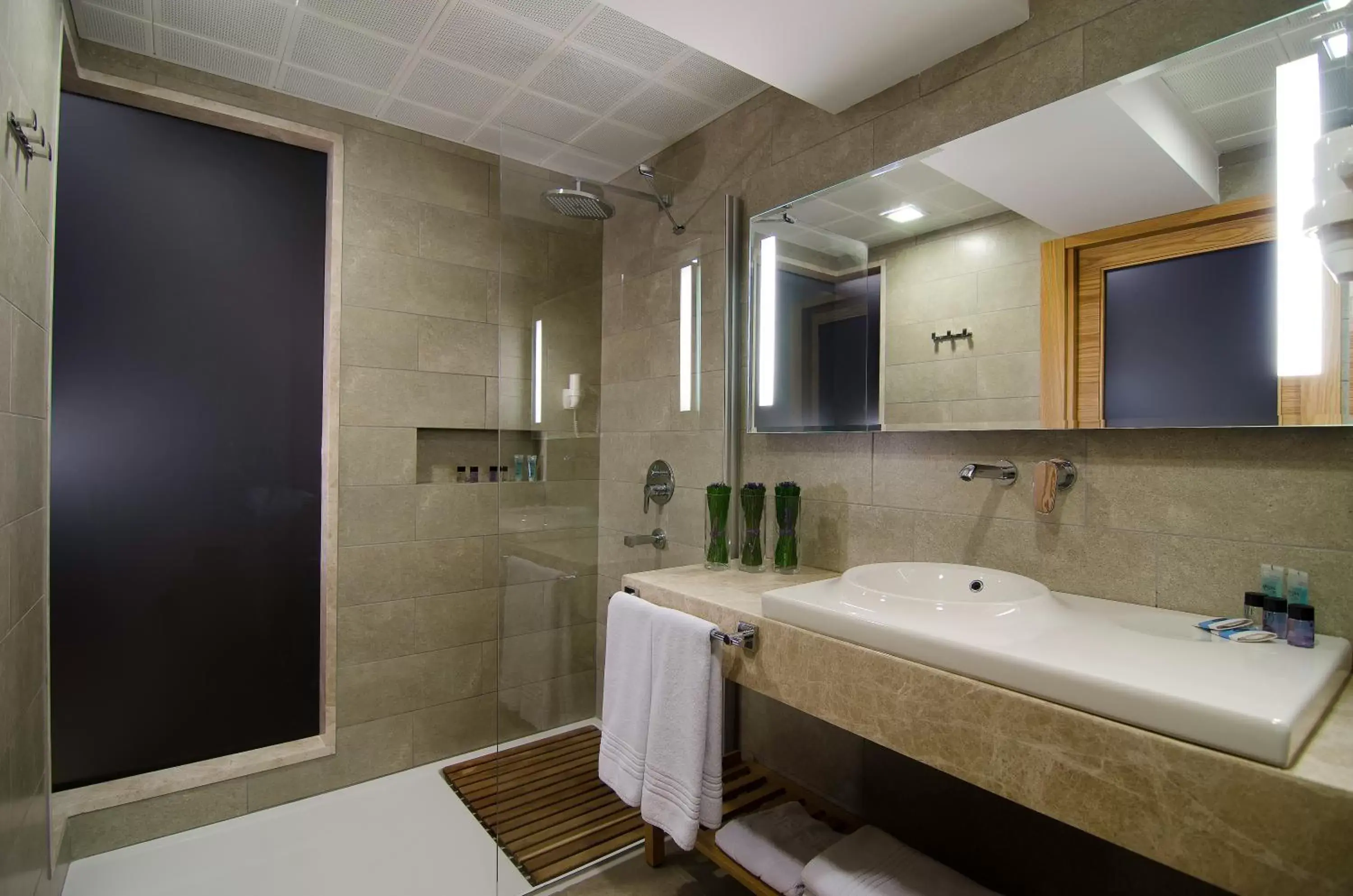 Bathroom in Ilayda Avantgarde Hotel