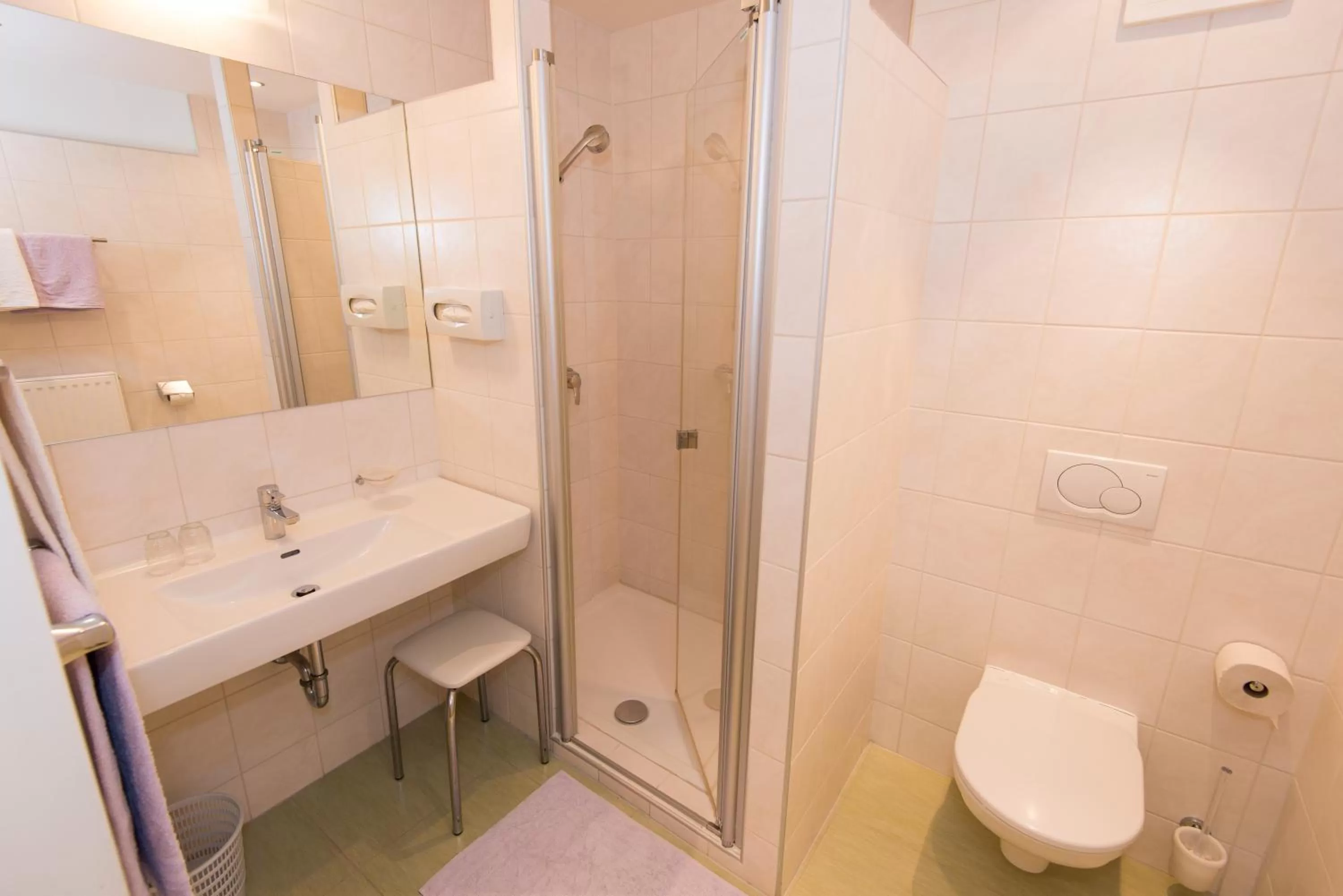 Bathroom in Pension Cäcilia