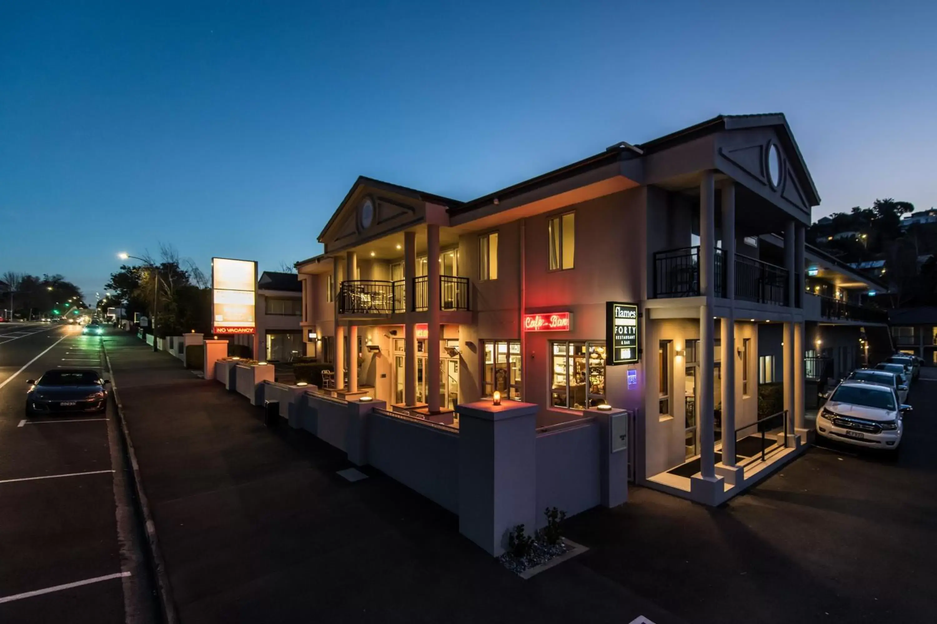 Lounge or bar in The Hotel Nelson Lounge or bar in The Hotel Nelson