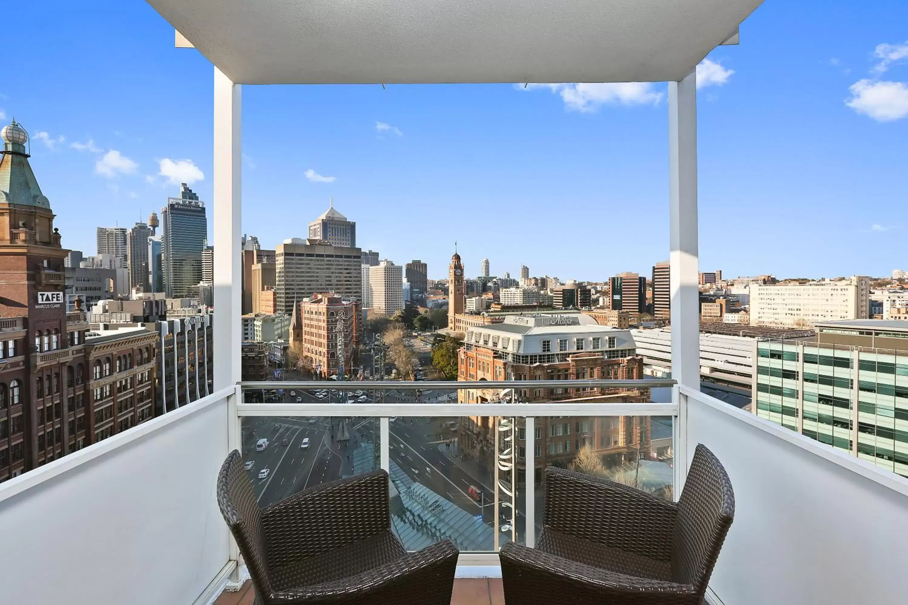 View (from property/room), Balcony/Terrace in Mercure Sydney