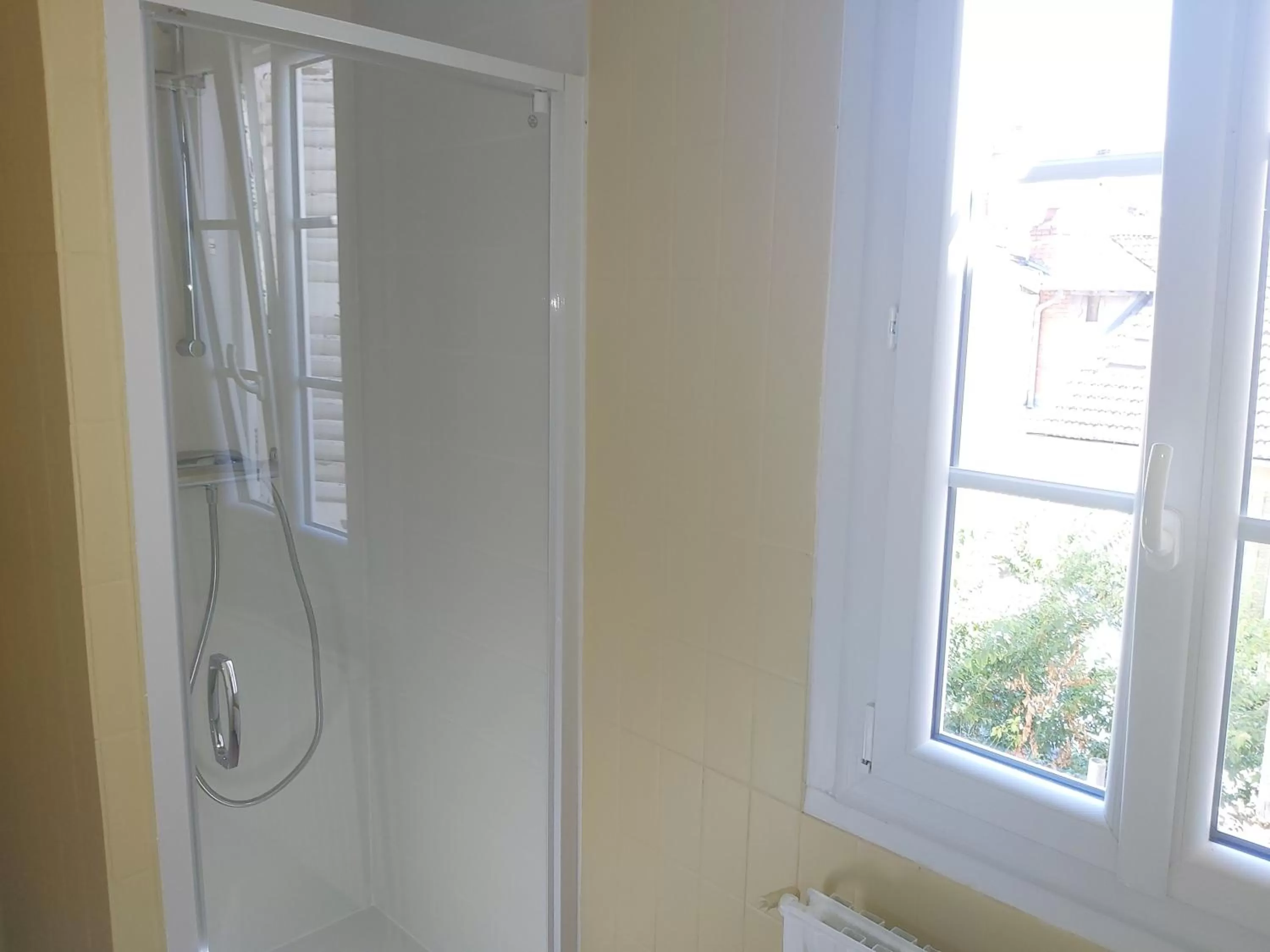 Bathroom in Vichy Sejour