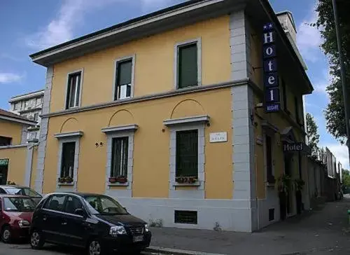 Property Building in Hotel Bogart