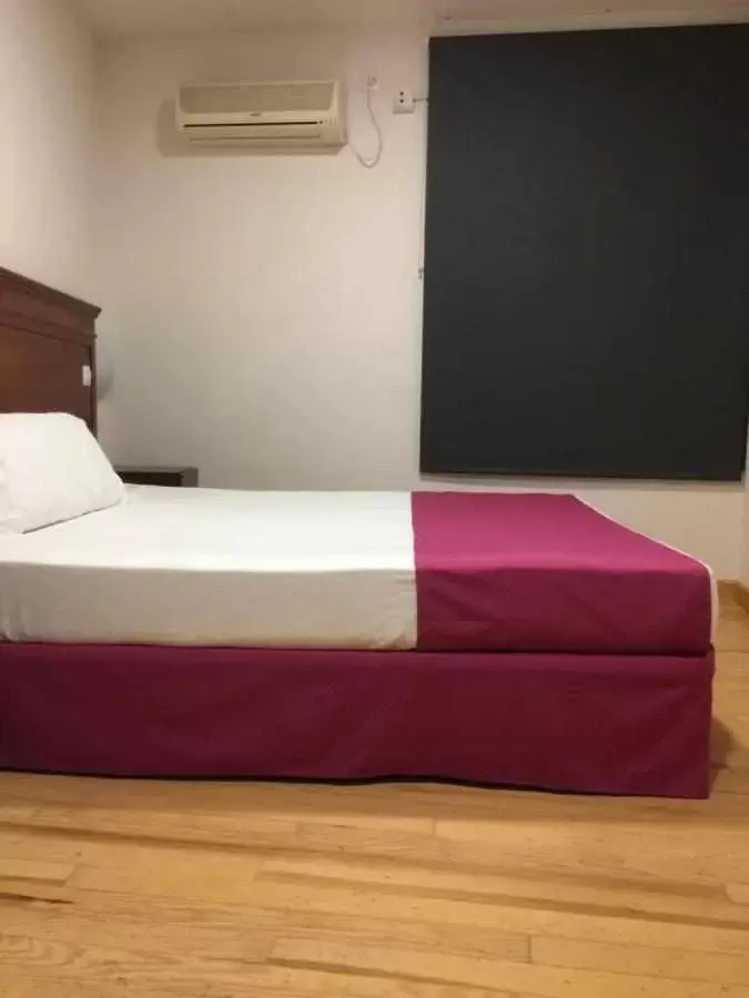 Bed in KubiK HOTEL