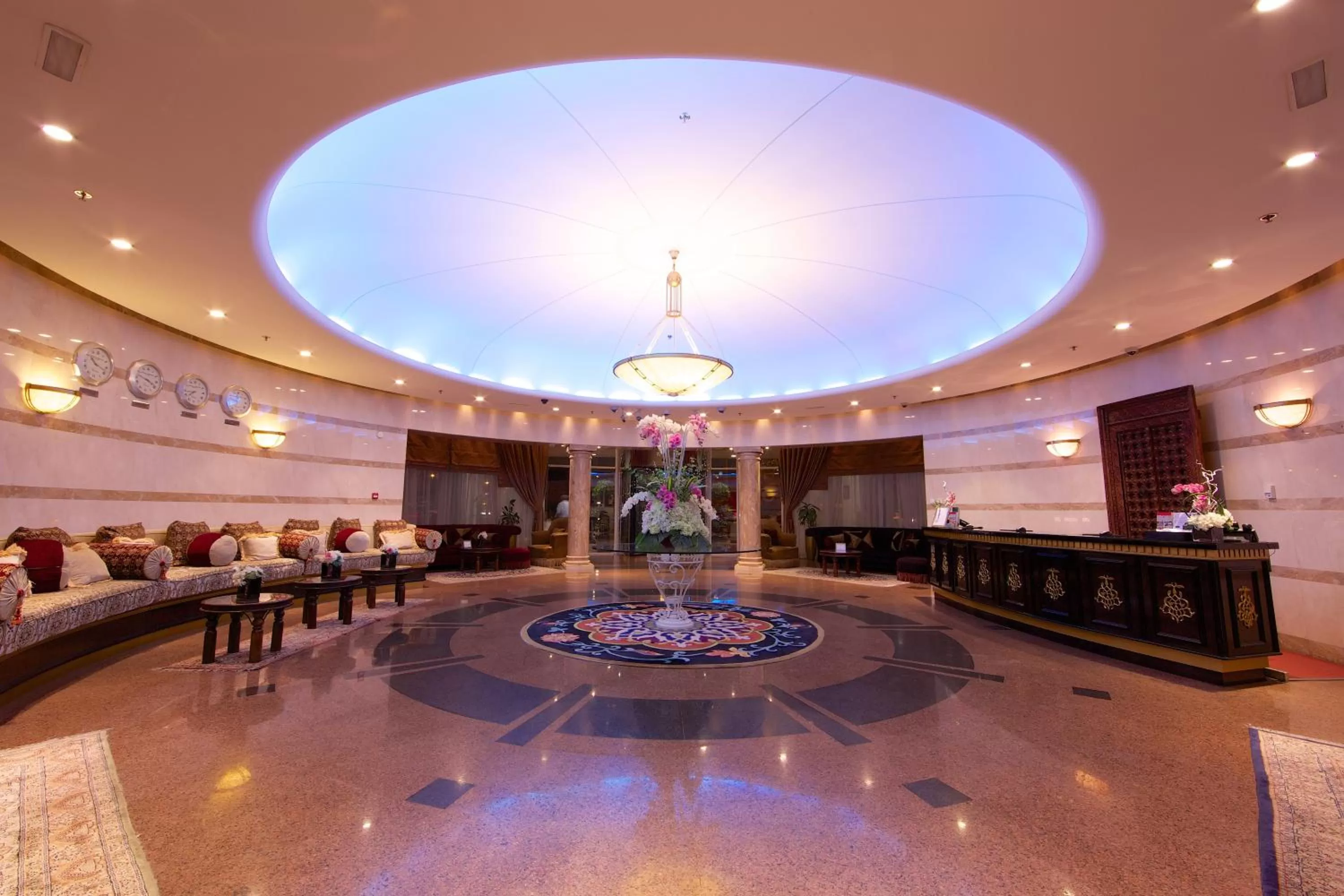 Lobby or reception in Tamani Marina Hotel & Apartments