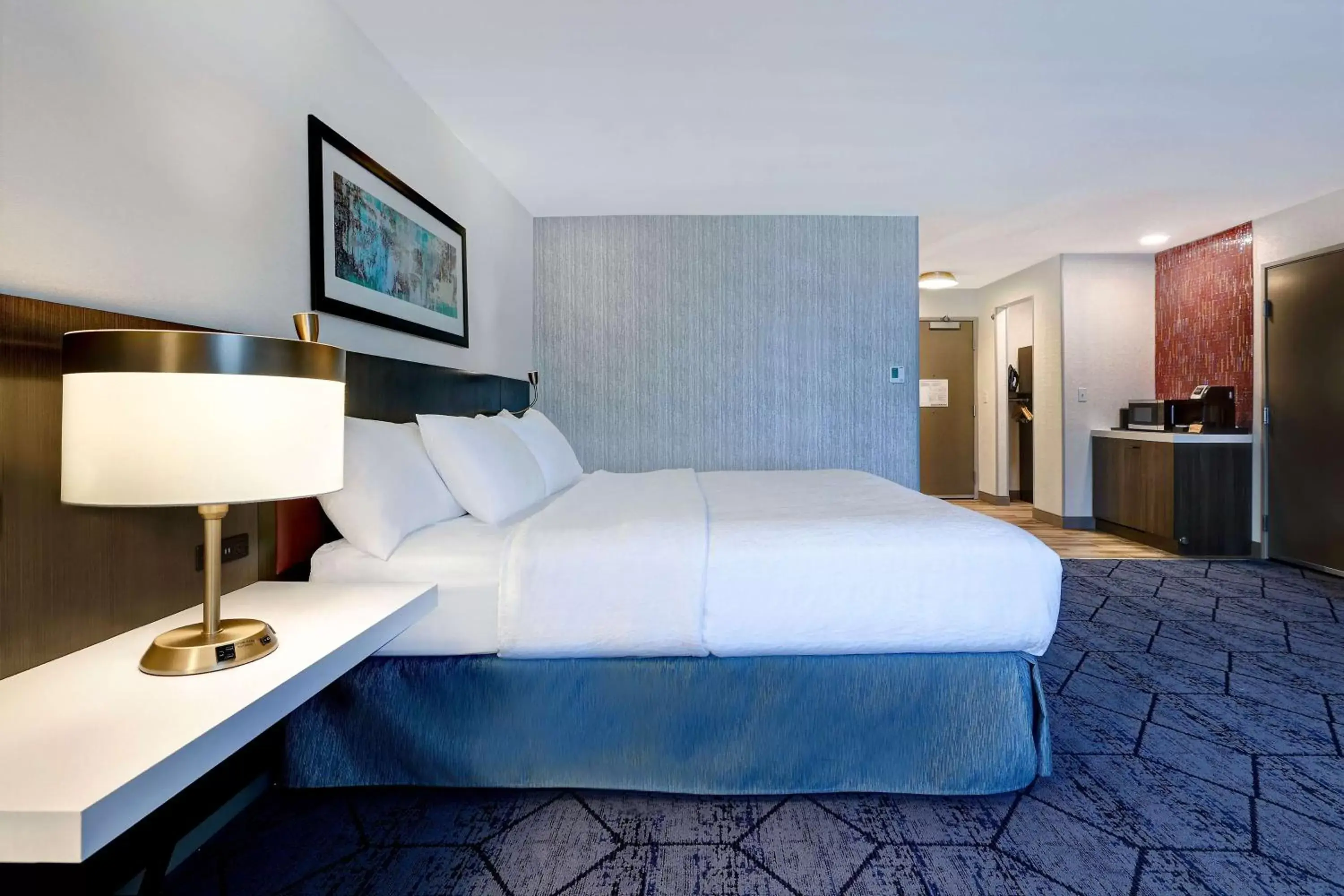 Bed in Hilton Garden Inn Cedar Rapids