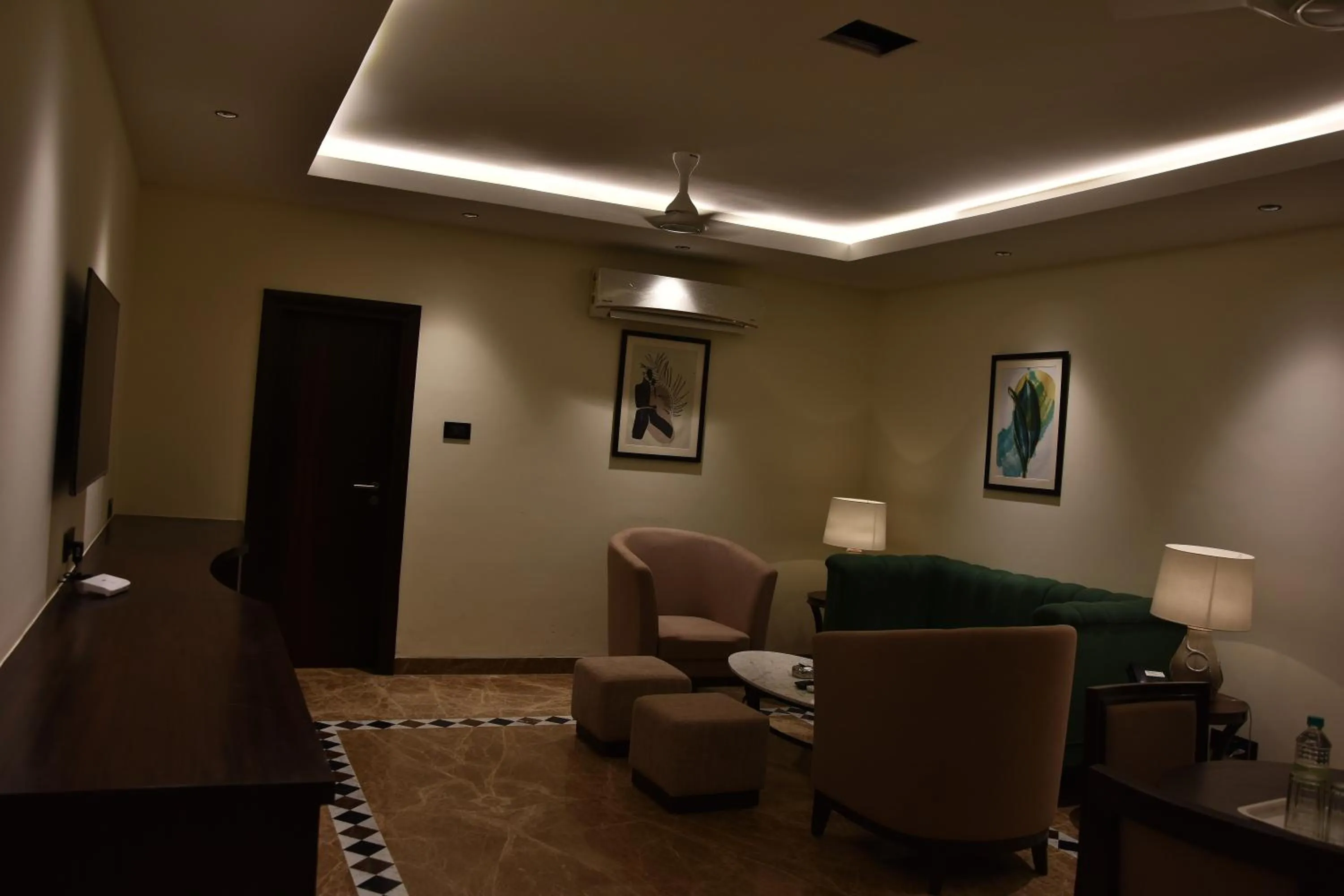 Living room in Poppys Vista Hotel