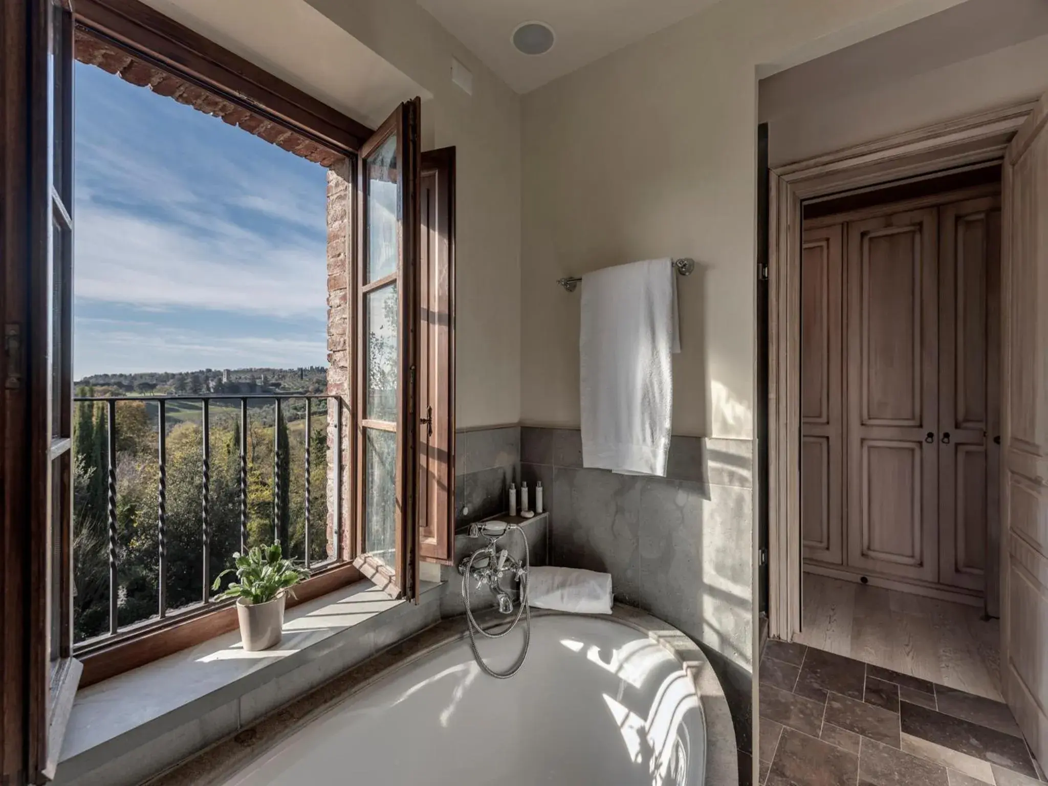 Bathroom in Castel Monastero - The Leading Hotels of the World