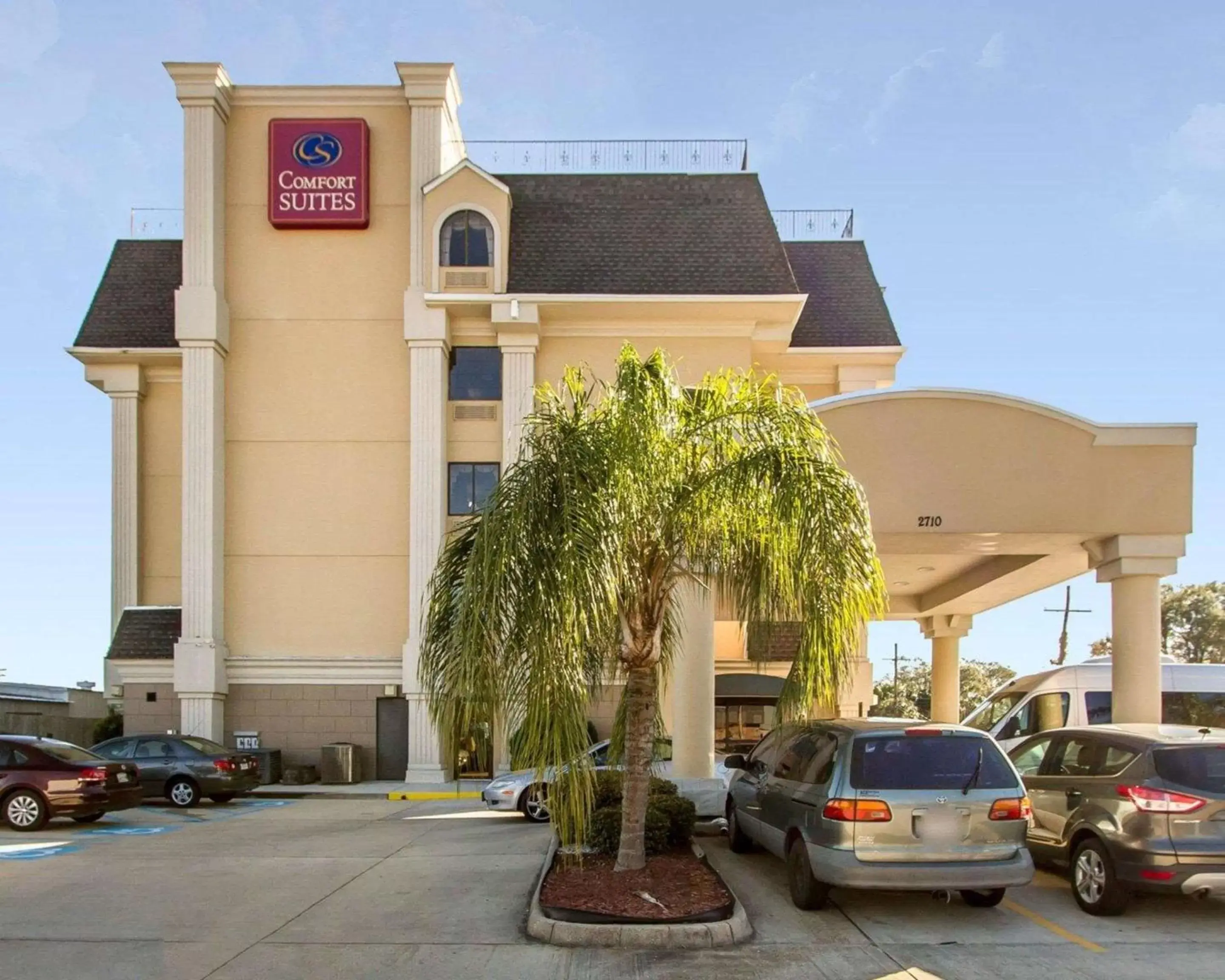 Property building in Comfort Suites Kenner Property building in Comfort Suites Kenner