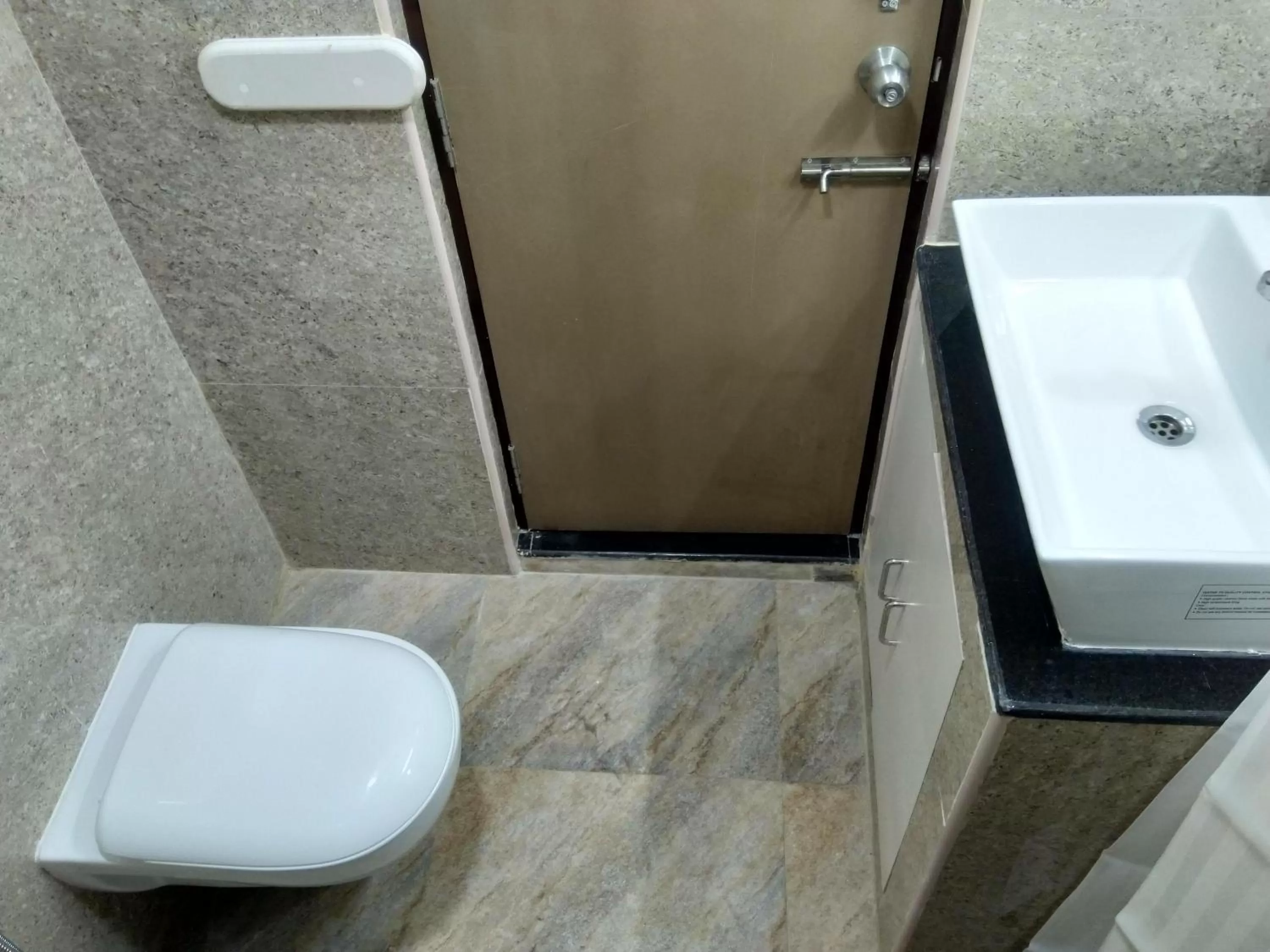 Bathroom in Chandru De Green