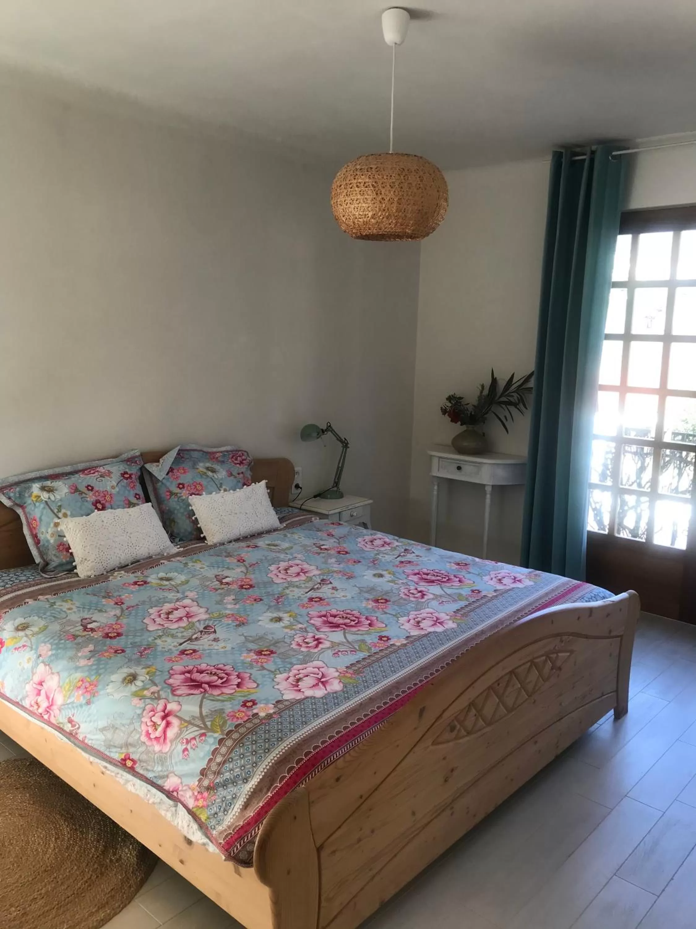 Bed in La Perle des Montagnes - Bed and breakfast - Chambre d hôte