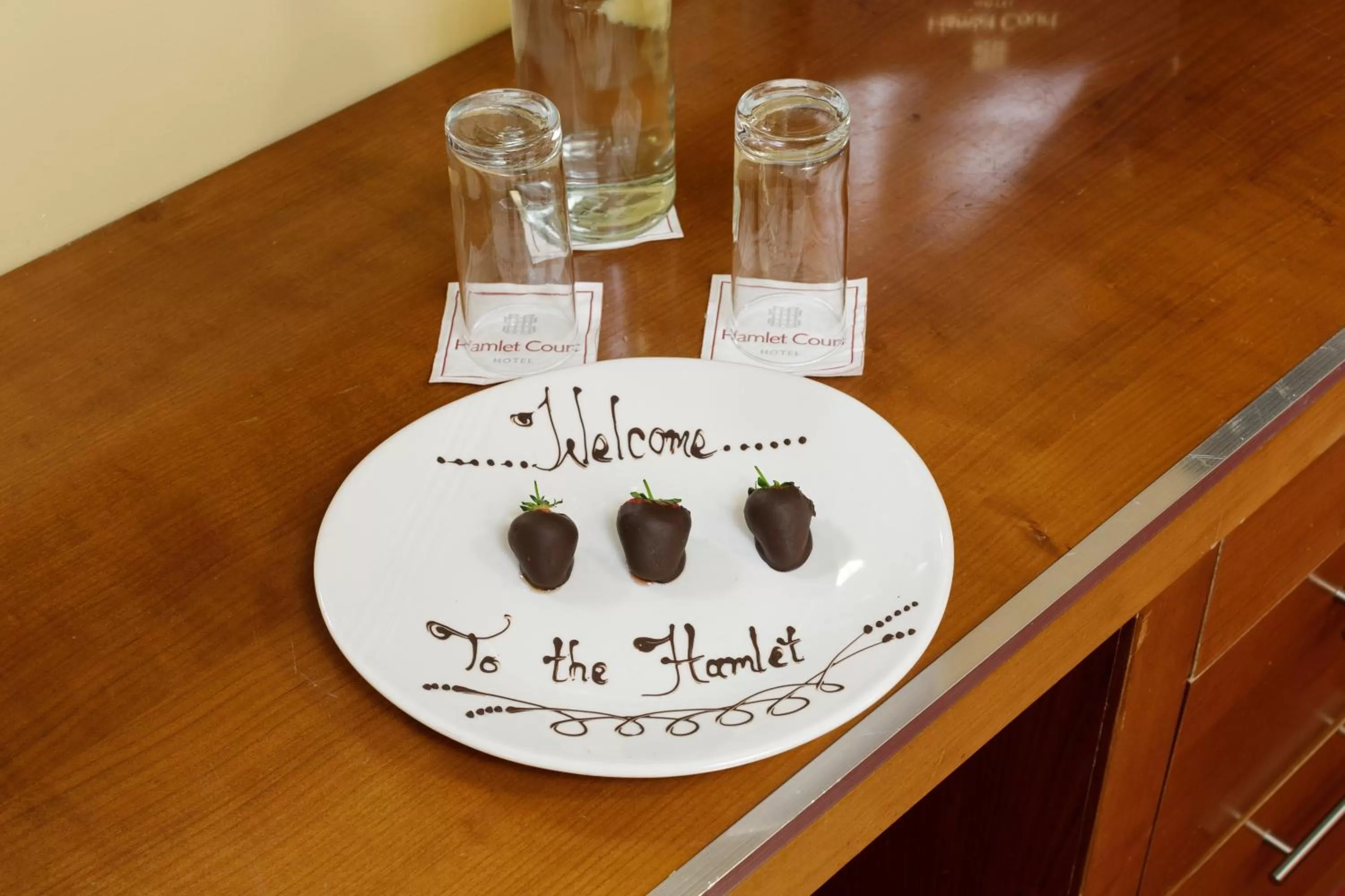 Food in Hamlet Court Hotel