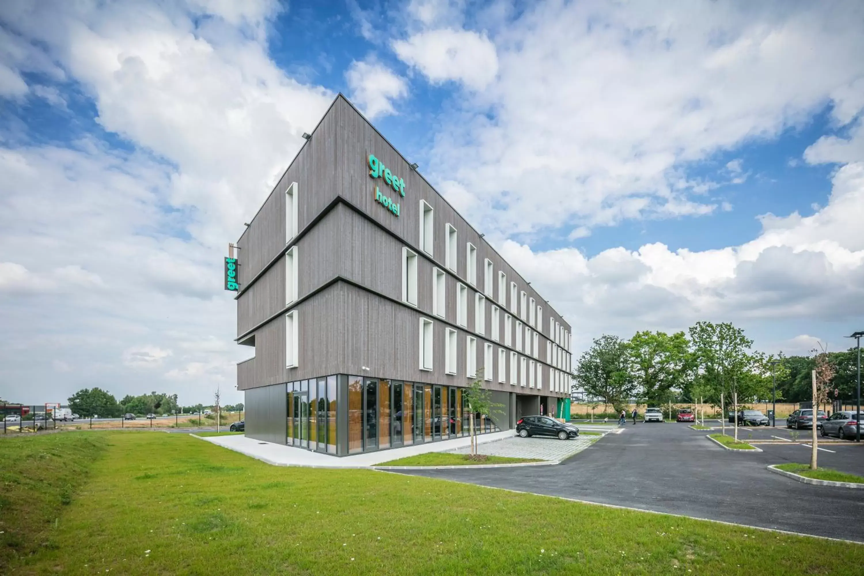 Property Building in greet Hotel Rennes Pace
