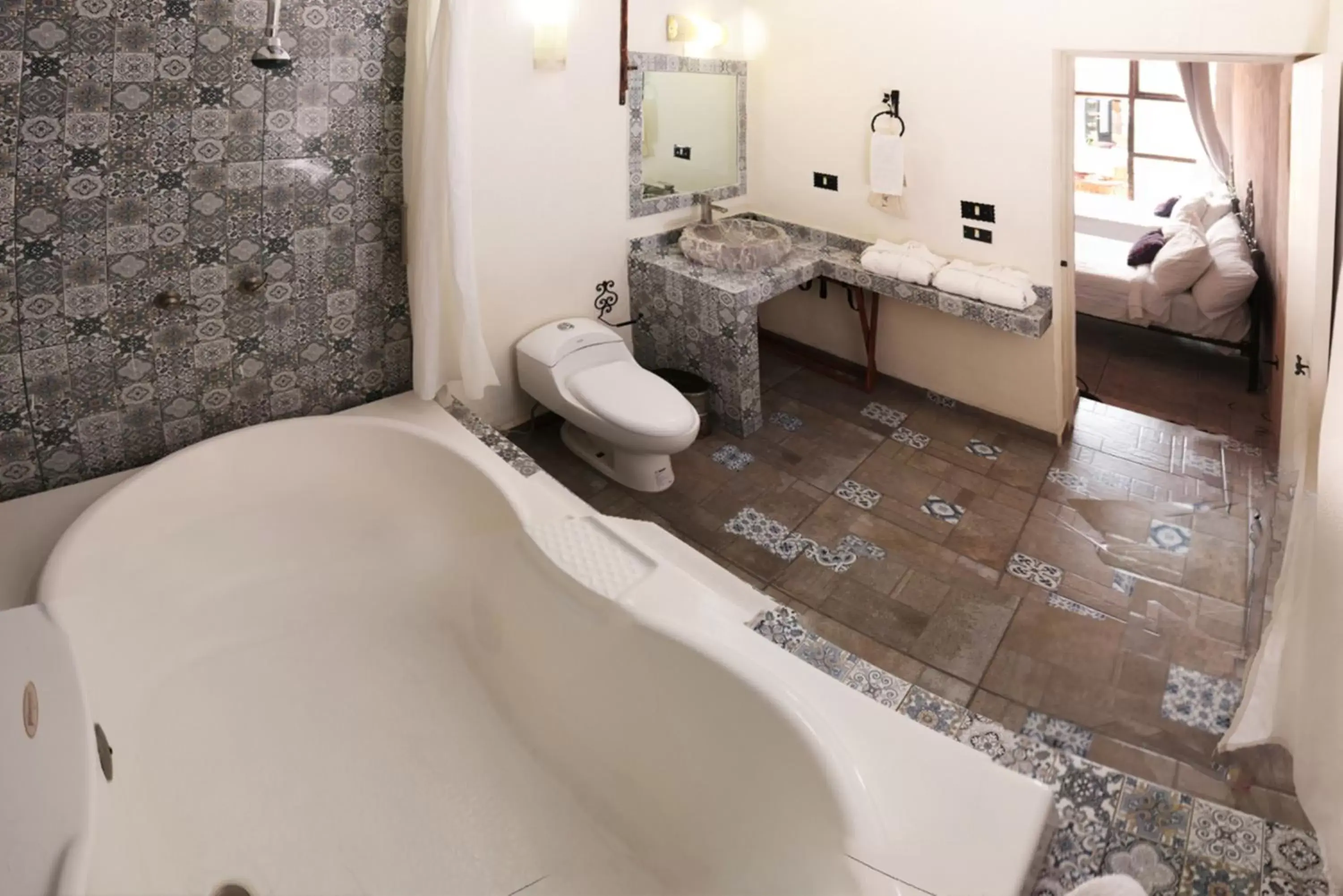 Toilet, Bathroom in Hotel Boutique Casona Cantera
