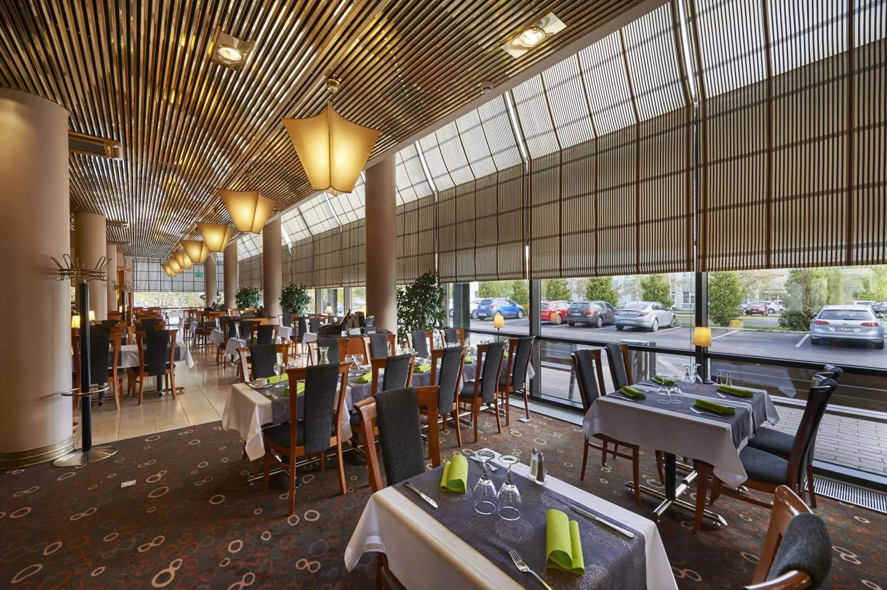 Restaurant/Places to Eat in Holiday Inn Helsinki-Vantaa Airport, an IHG Hotel