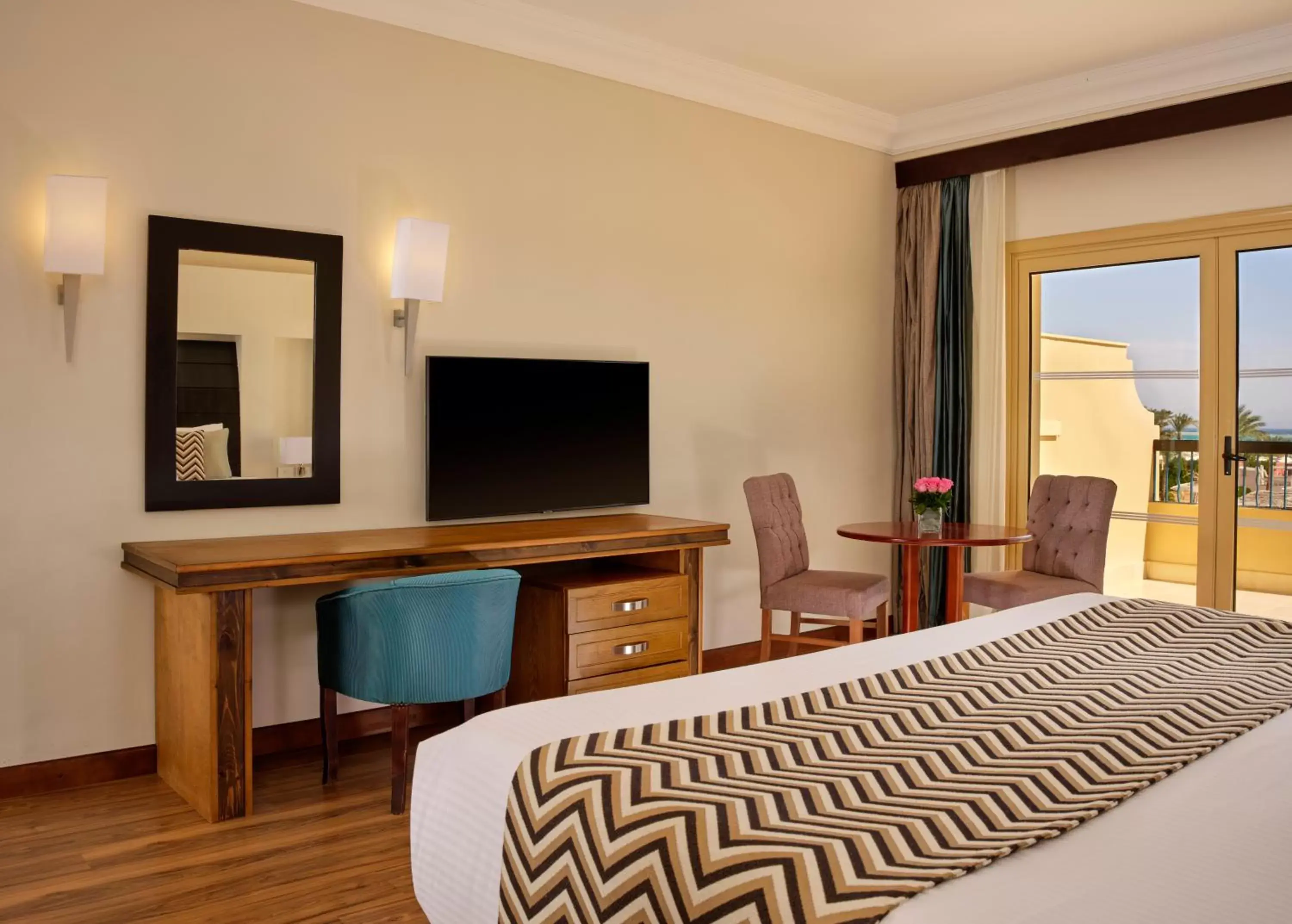 Bedroom, Bed in Coral Sea Holiday Resort and Aqua Park