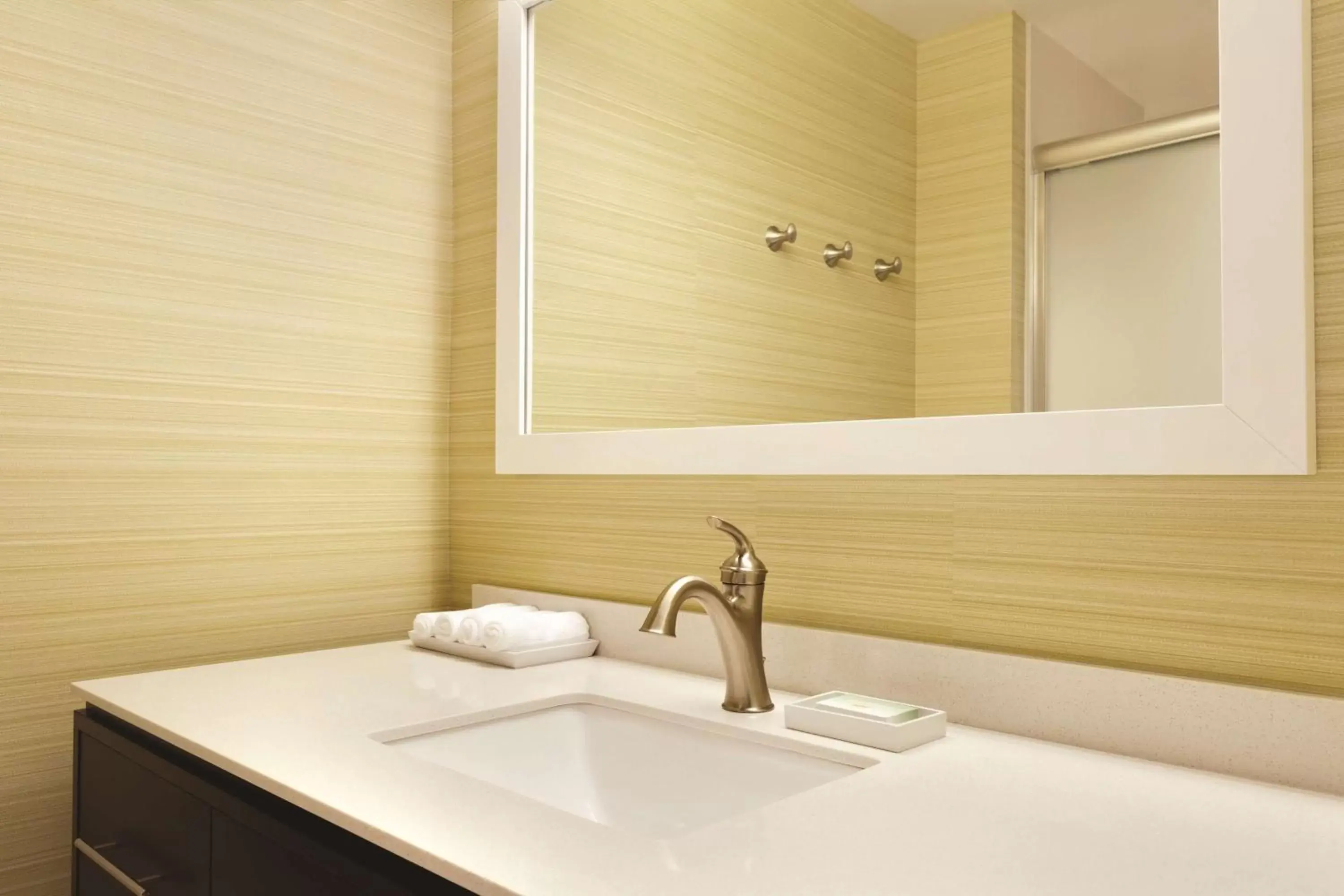 Bathroom in Home2 Suites by Hilton Lehi/Thanksgiving Point
