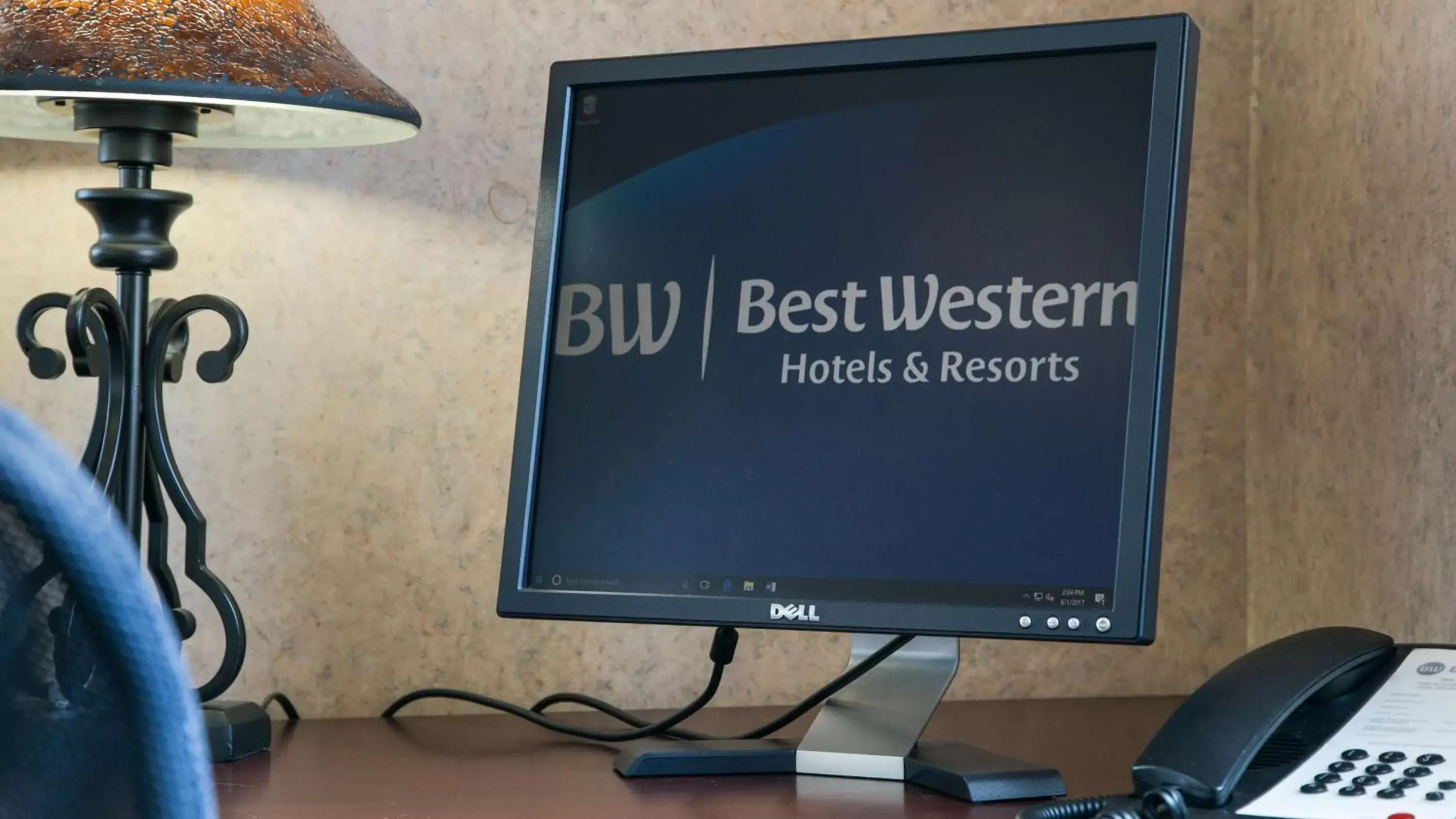 On site, TV/Entertainment Center in Best Western Inn of Vancouver