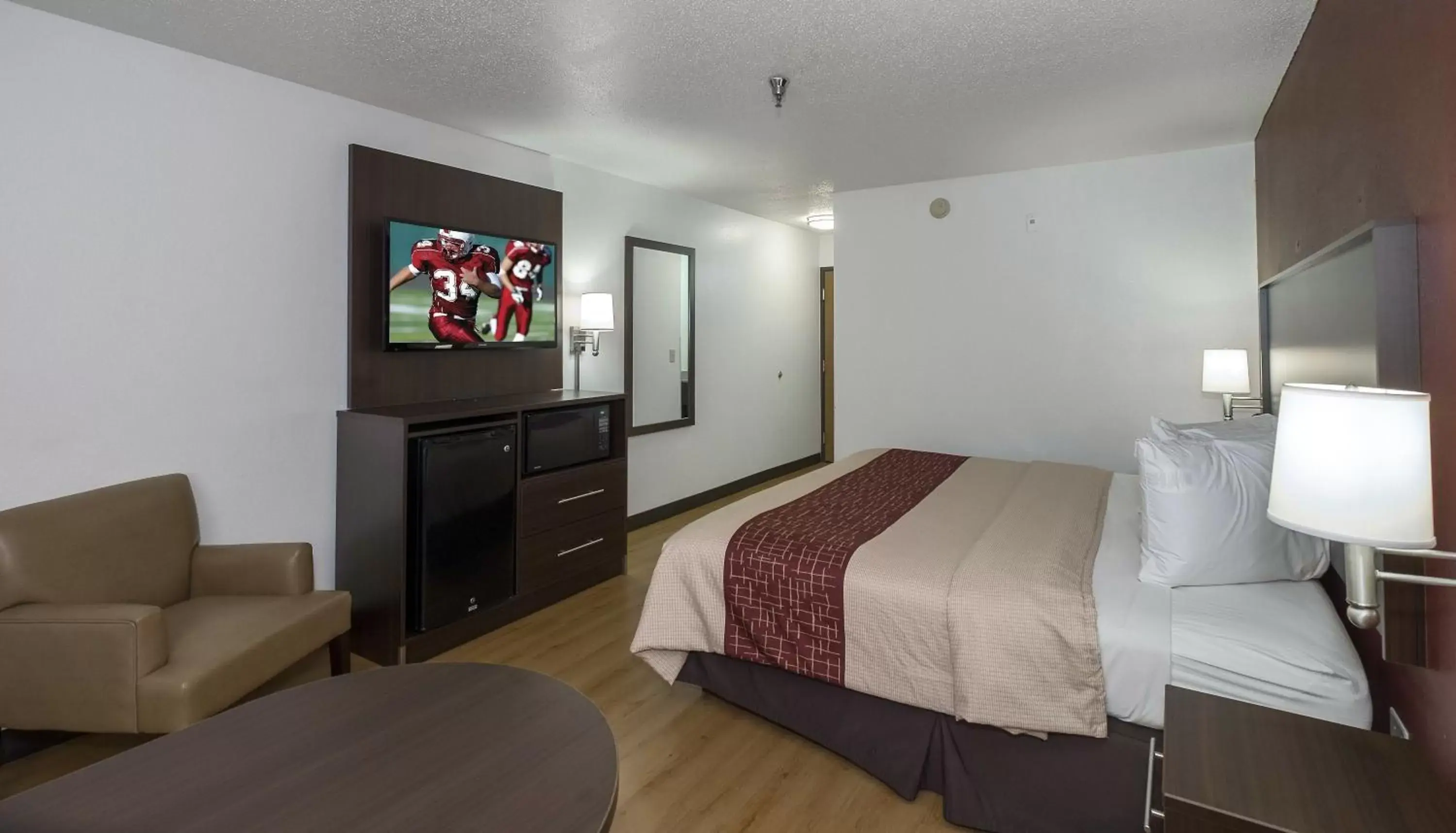 Bedroom, Bed in Red Roof Inn Columbus - Hebron Bedroom, Bed in Red Roof Inn Columbus - Hebron