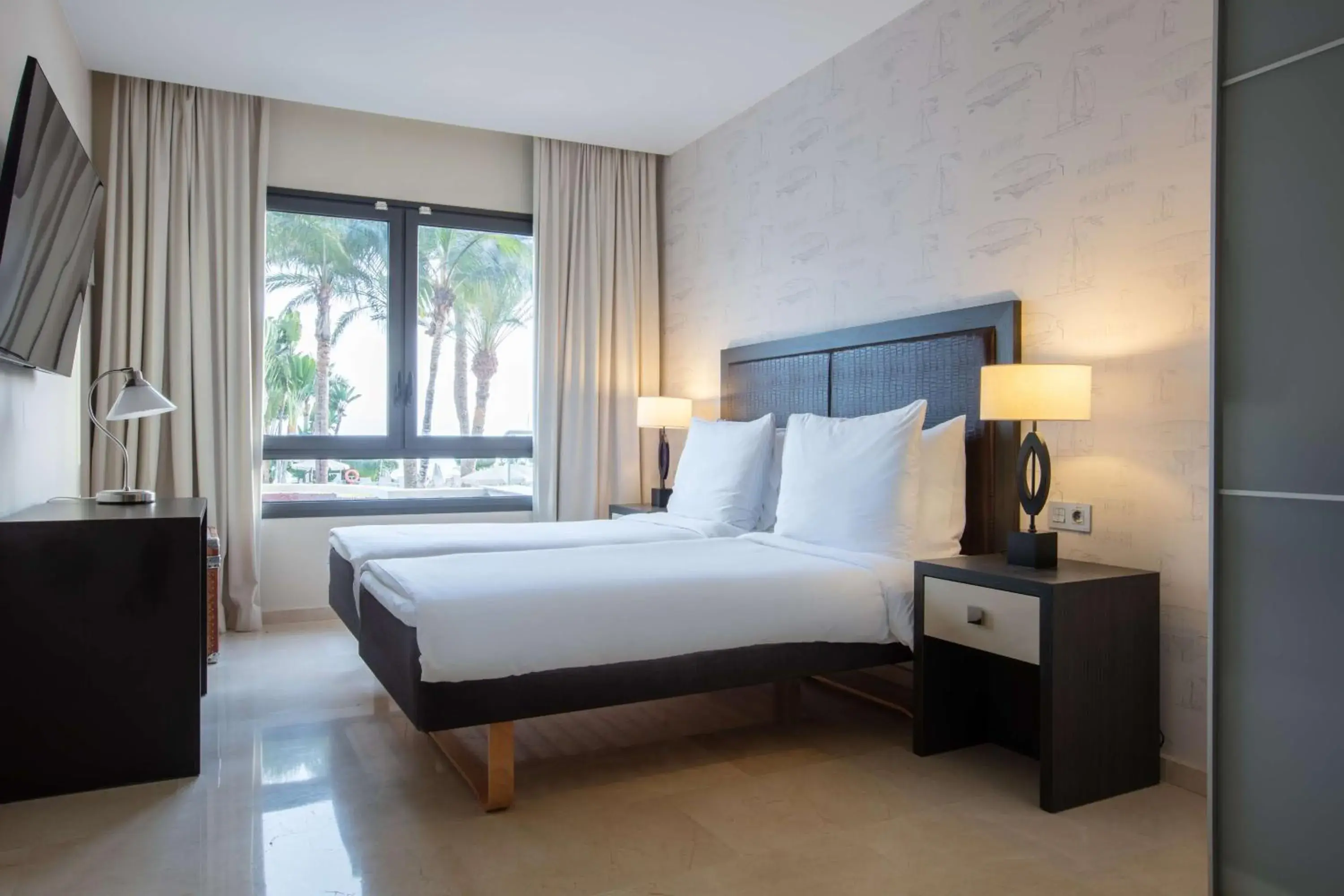 Bed in Radisson Blu Resort Gran Canaria