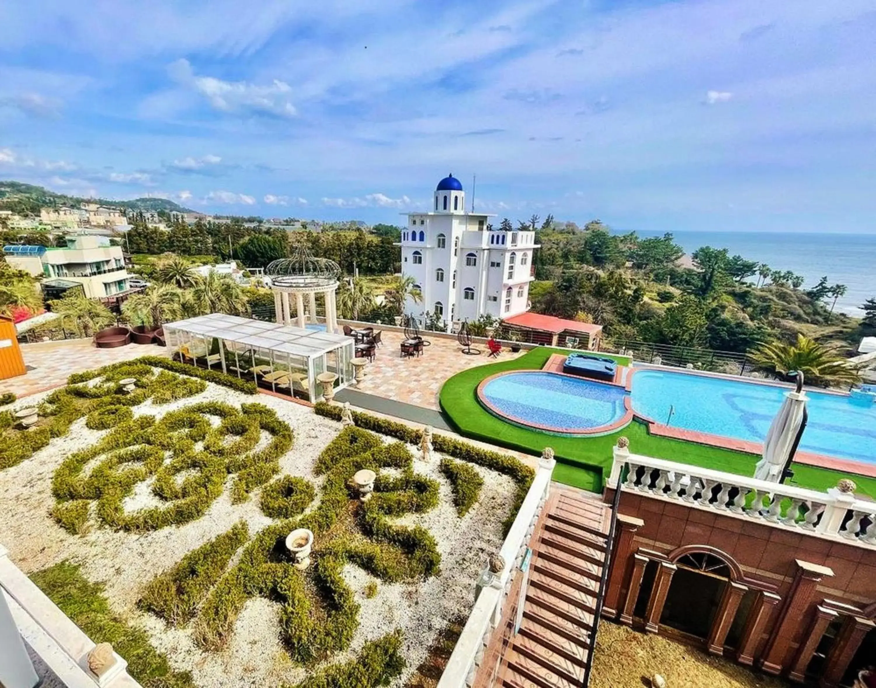 Property building, Bird's-eye View in GoldOne Hotel & Suites