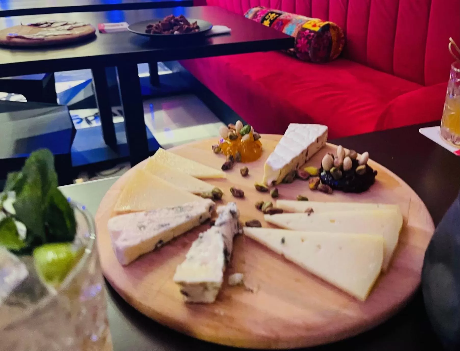 Restaurant/places to eat in Casa ART Sevilla