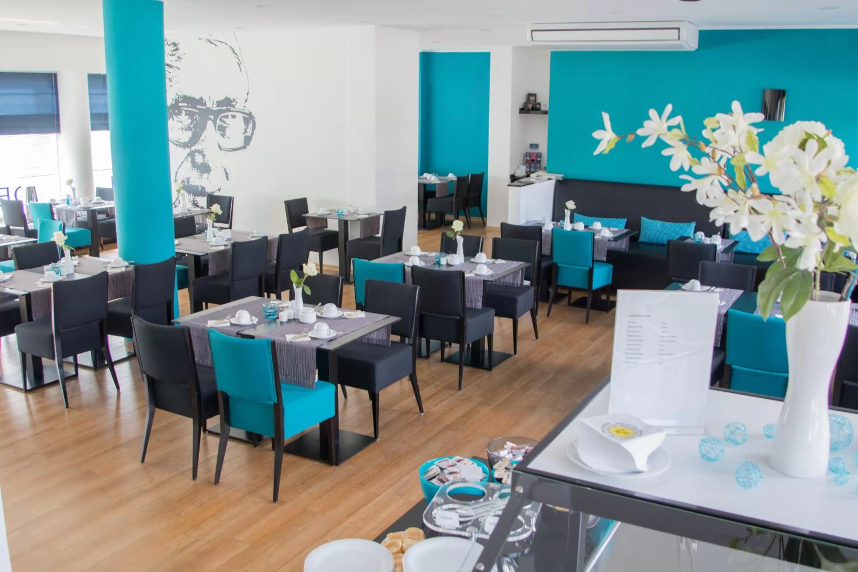 Buffet breakfast in Hotel Deutscher Hof