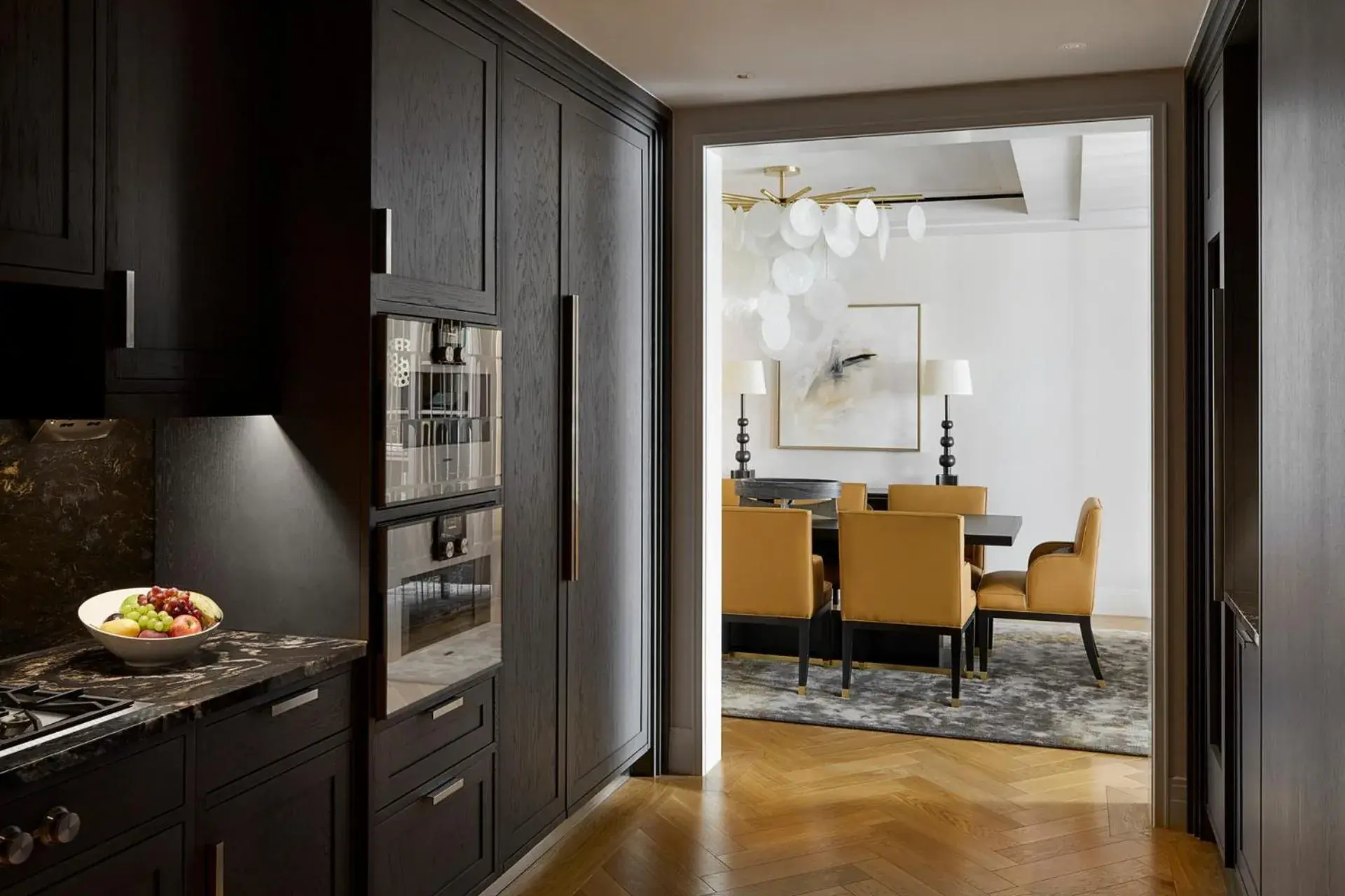 Kitchen or kitchenette in Four Seasons Hotel London at Ten Trinity Square