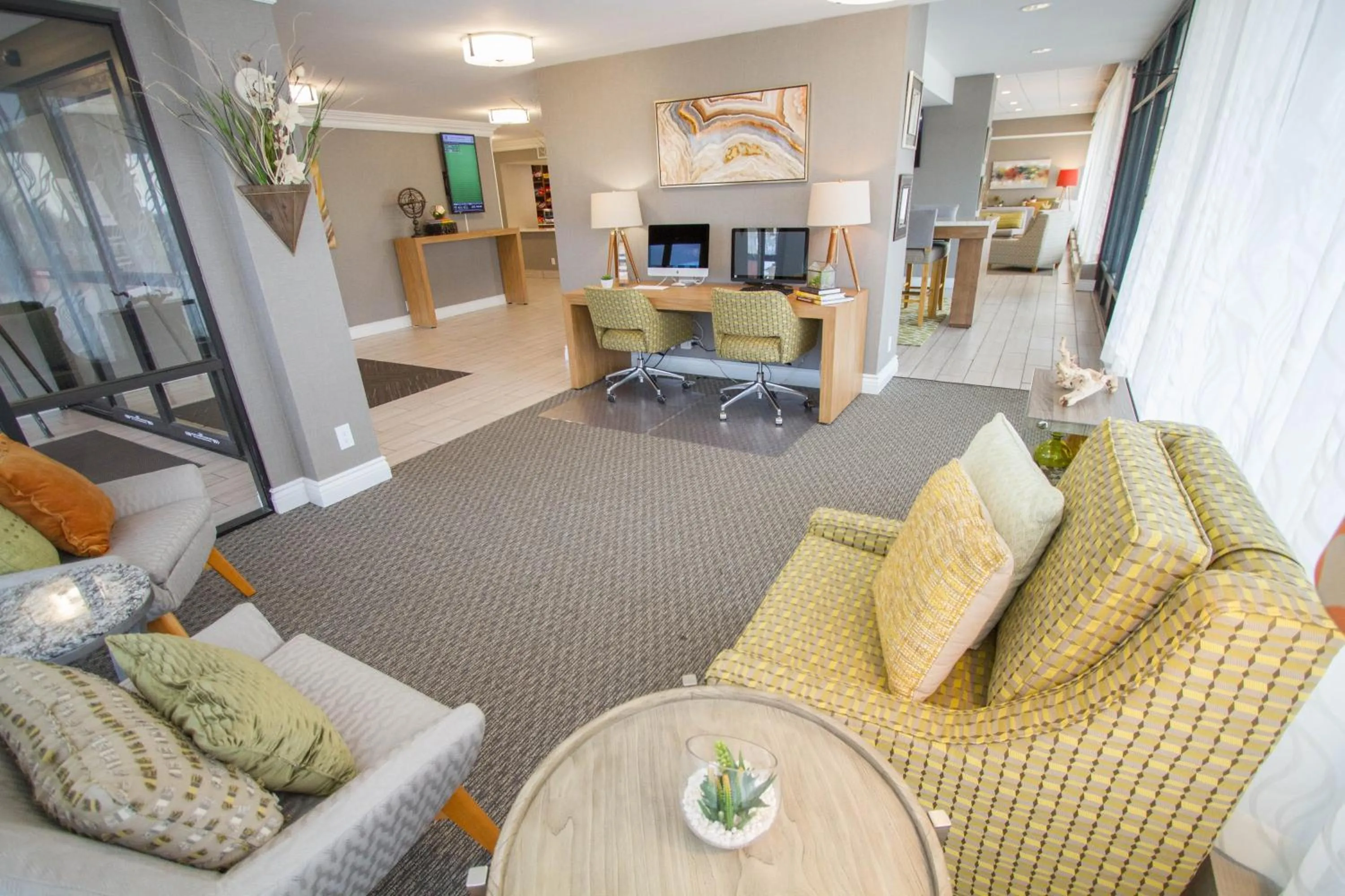 Property building in Holiday Inn Bloomington Airport South-Mall Area by IHG