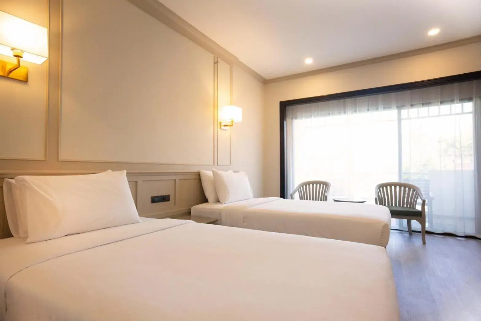 Bed in Pinnacle Grand Jomtien Resort and Beach Club - SHA Extra Plus