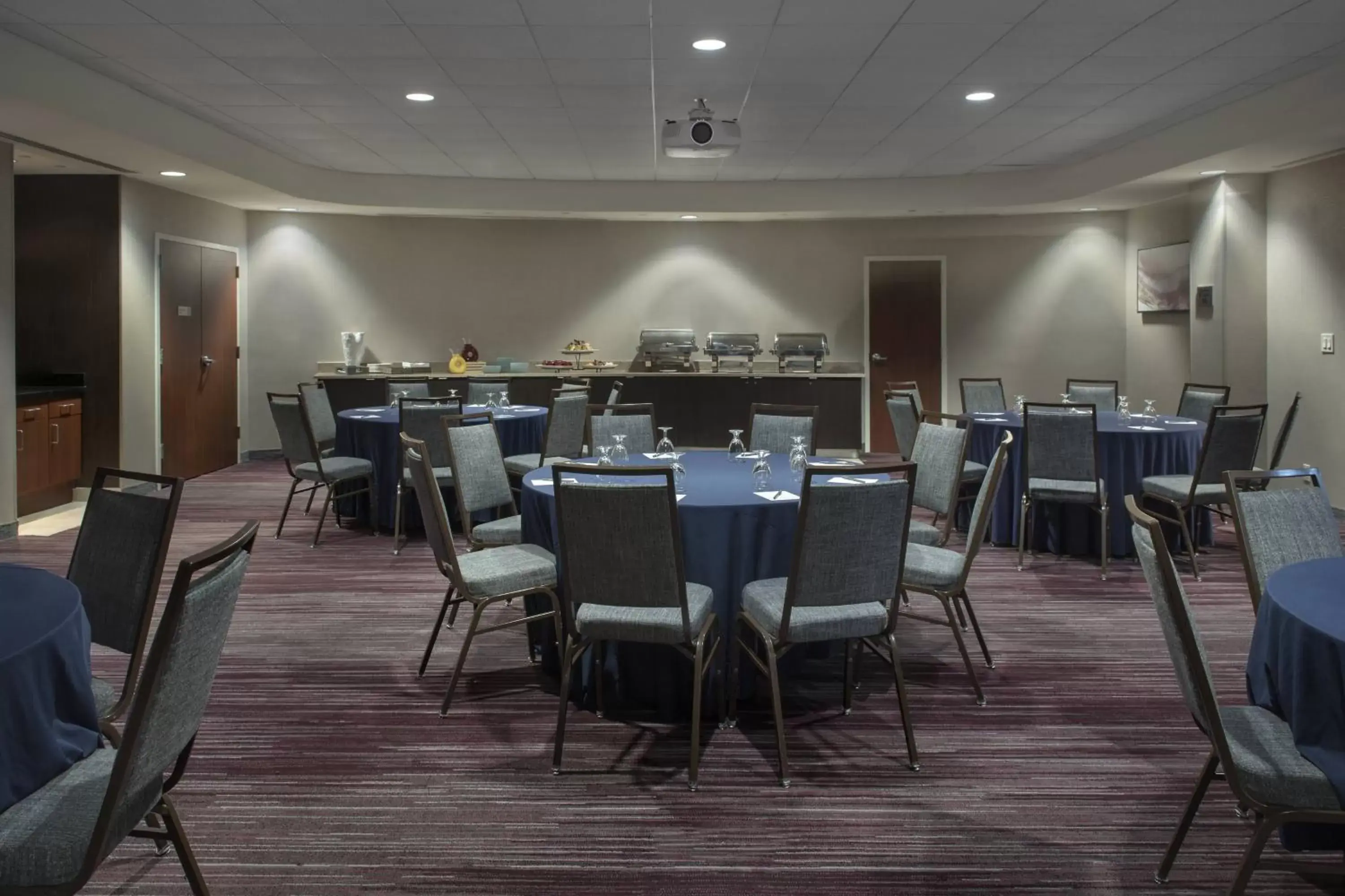 Meeting/conference room, Restaurant/Places to Eat in Courtyard Fort Meade BWI Business District