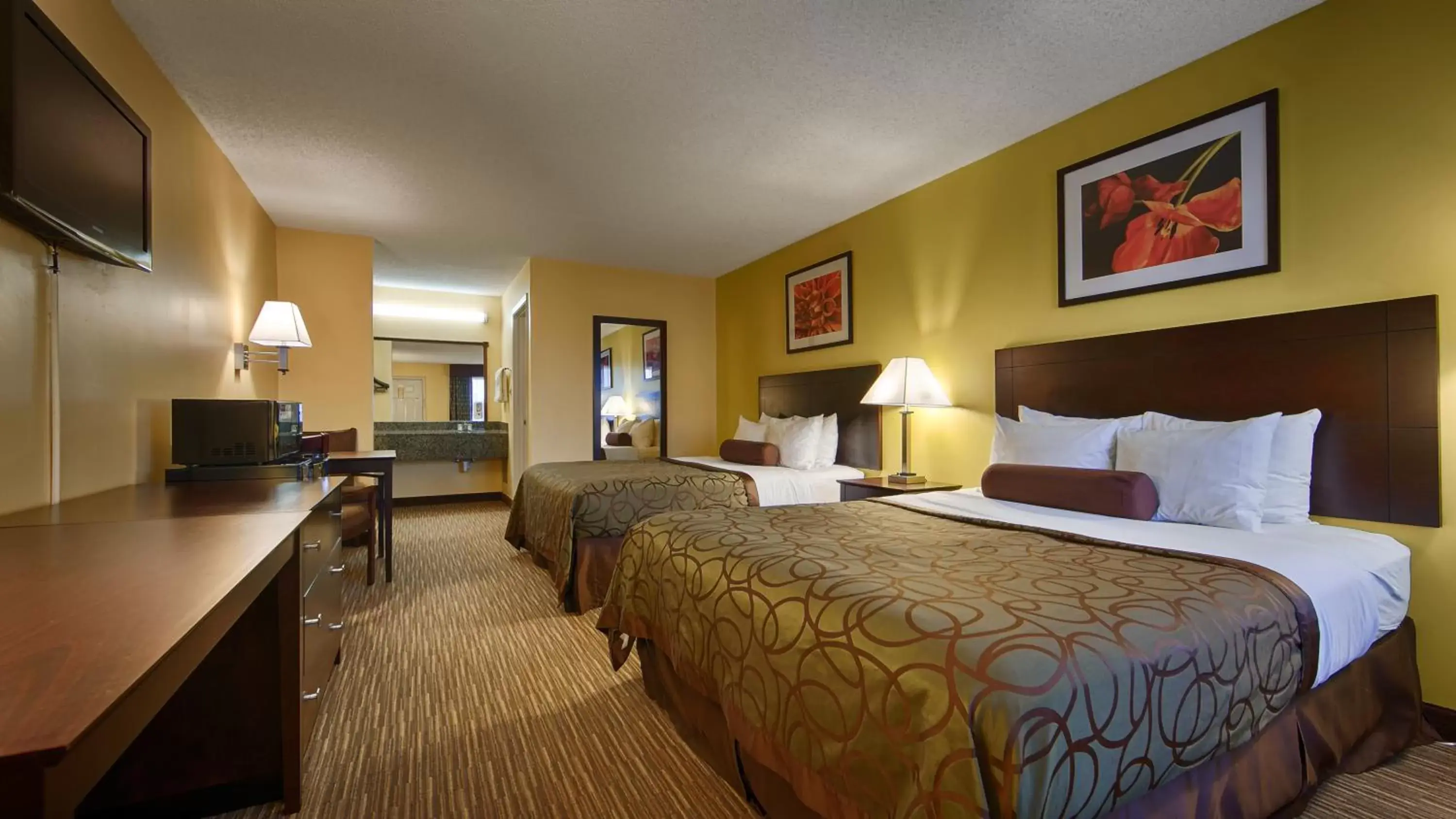 Photo of the whole room in Best Western Round Rock