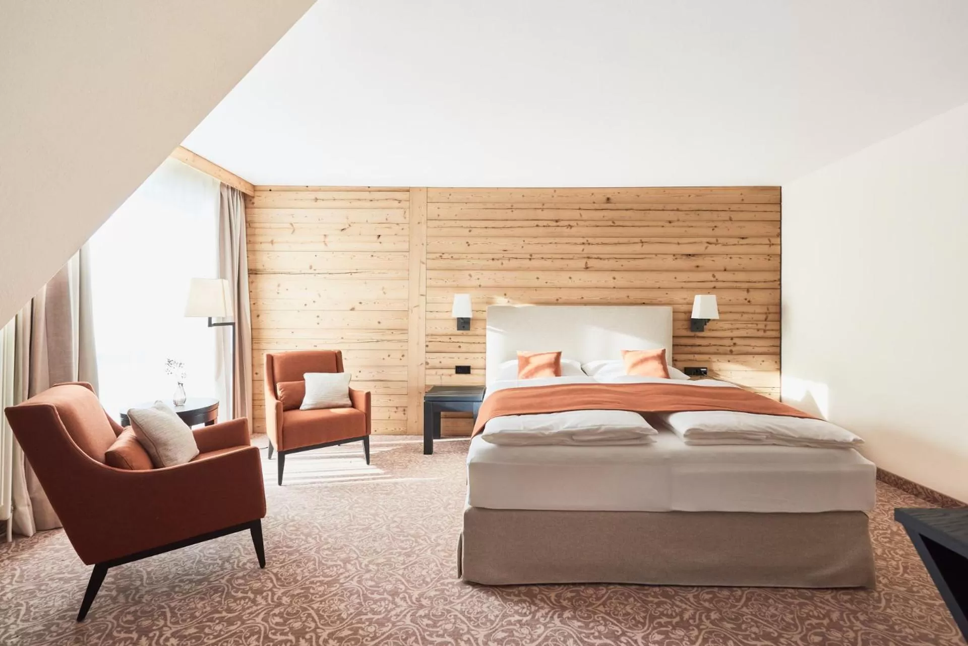 Photo of the whole room, Bed in Gasthof Linde