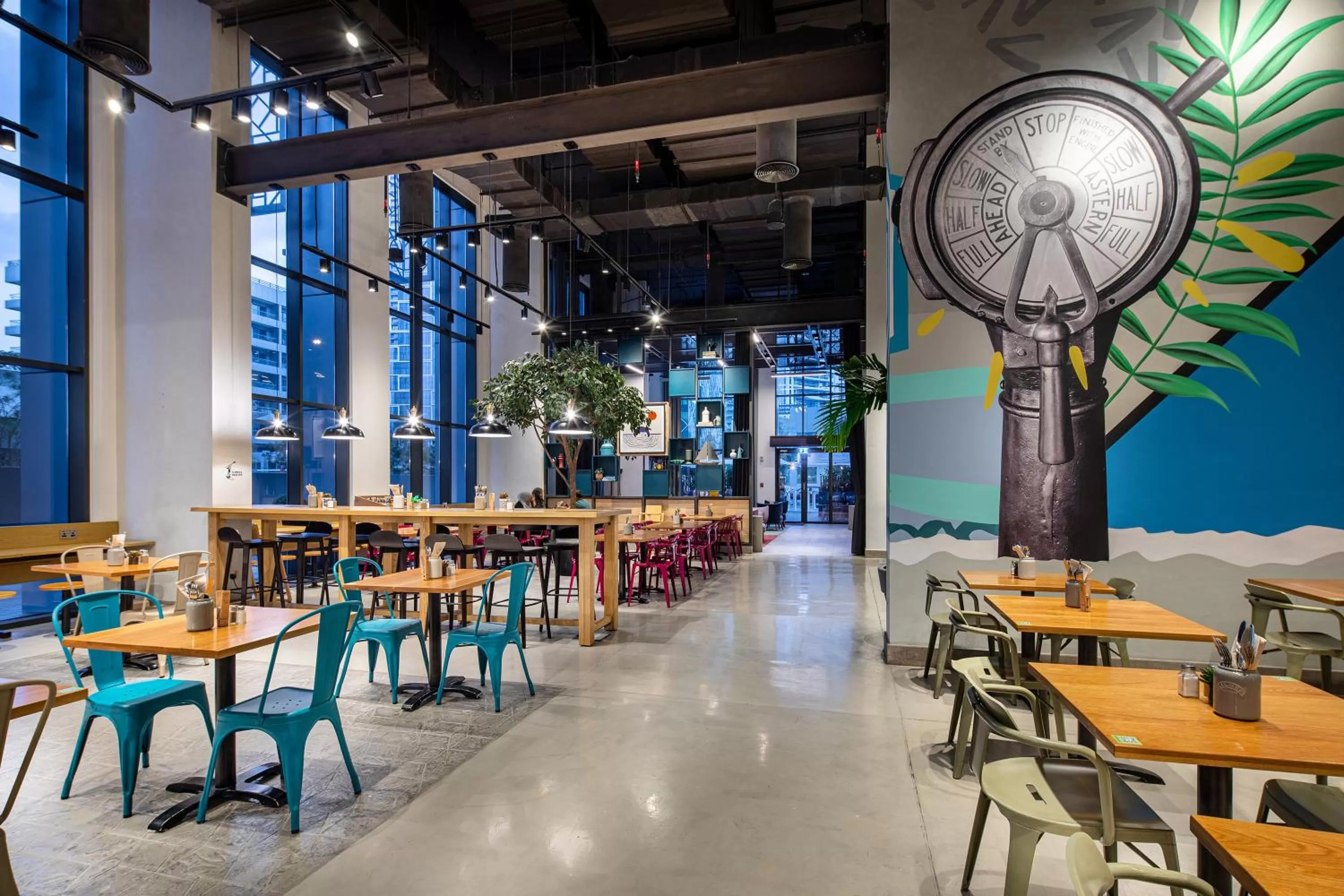 Restaurant/places to eat in Rove Dubai Marina