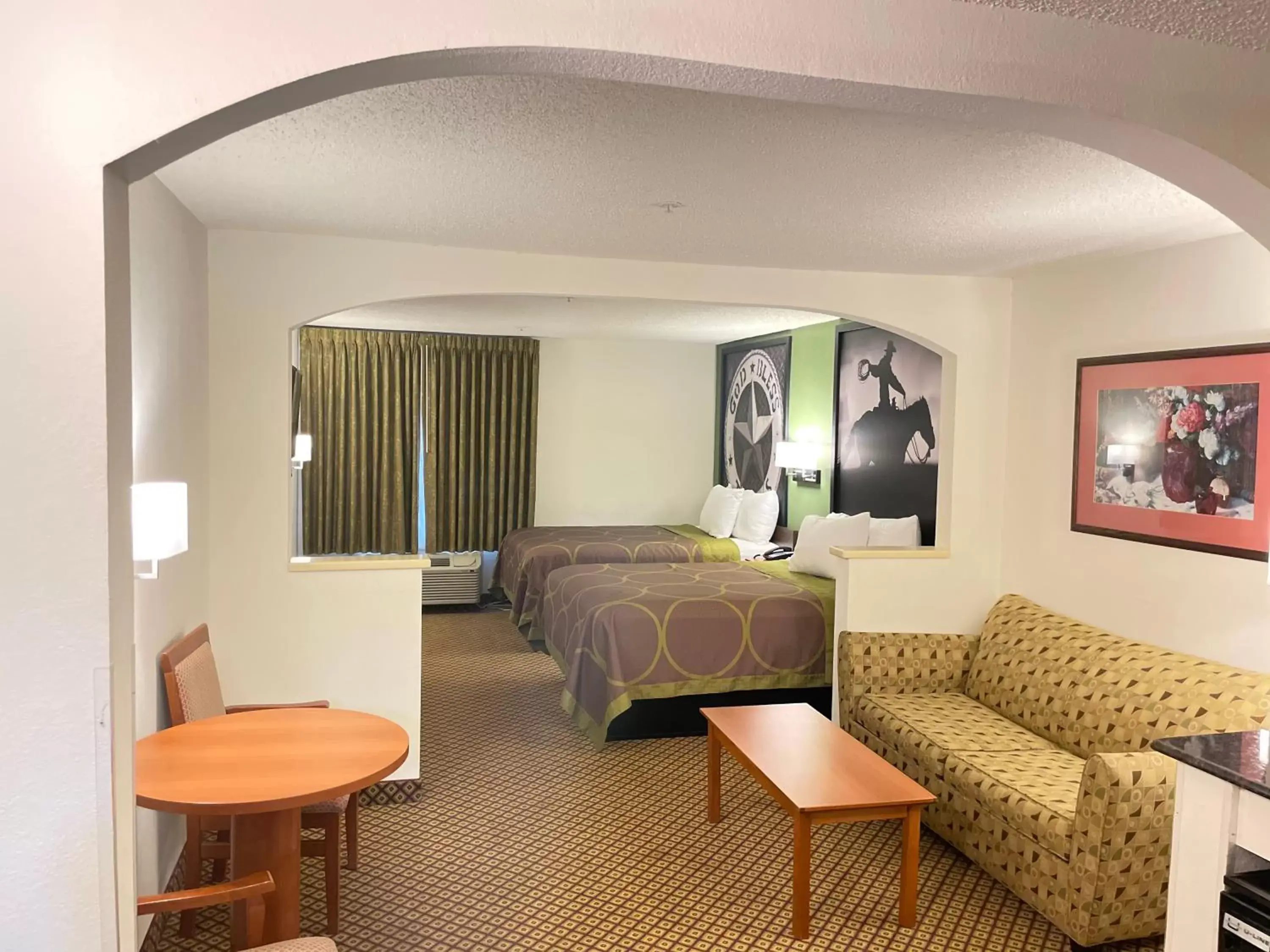 Photo of the whole room in Super 8 by Wyndham Fort Worth Downtown South