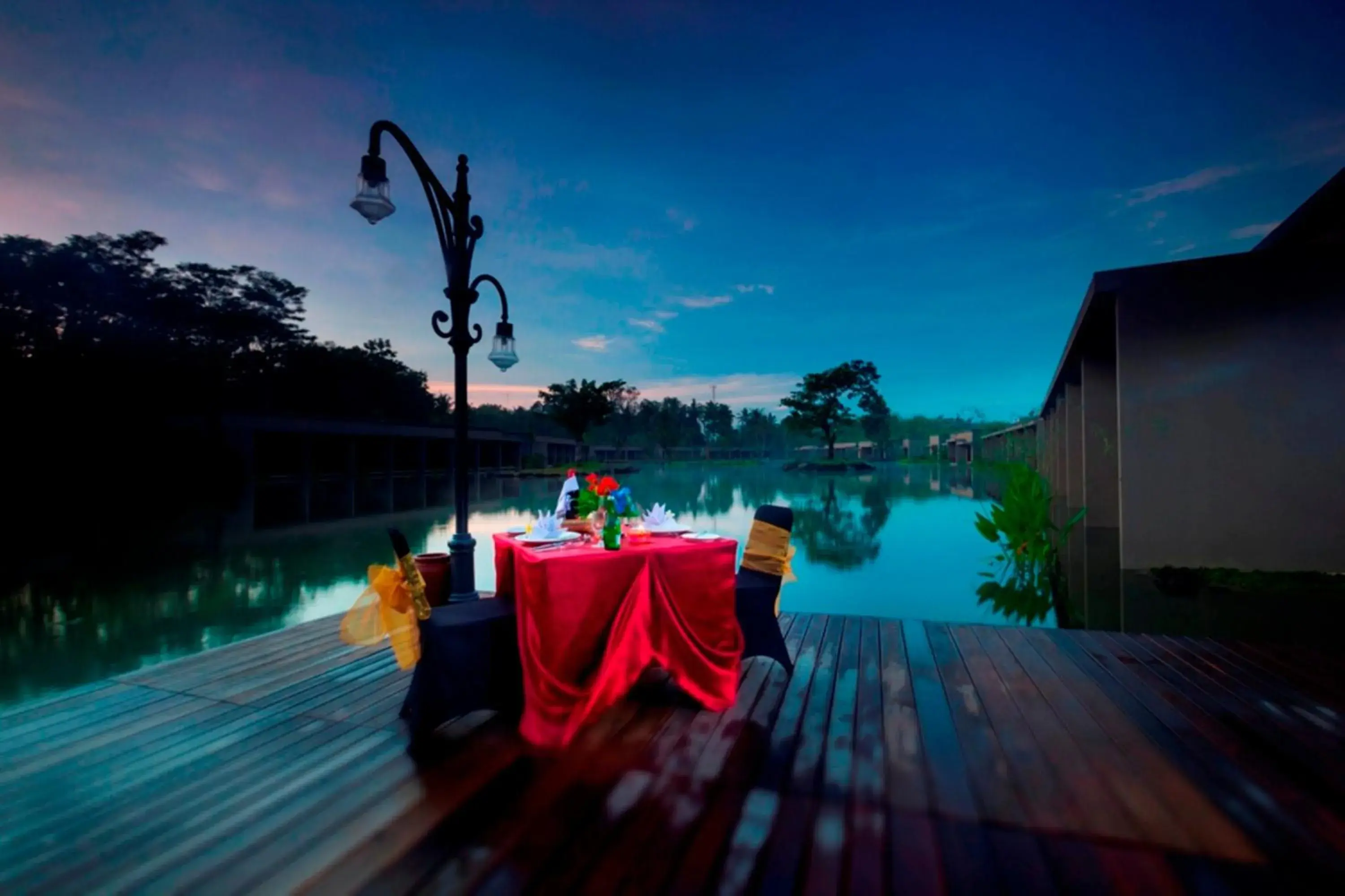 Banquet/Function facilities, Patio/Outdoor Area in The Westlake Resort Yogya