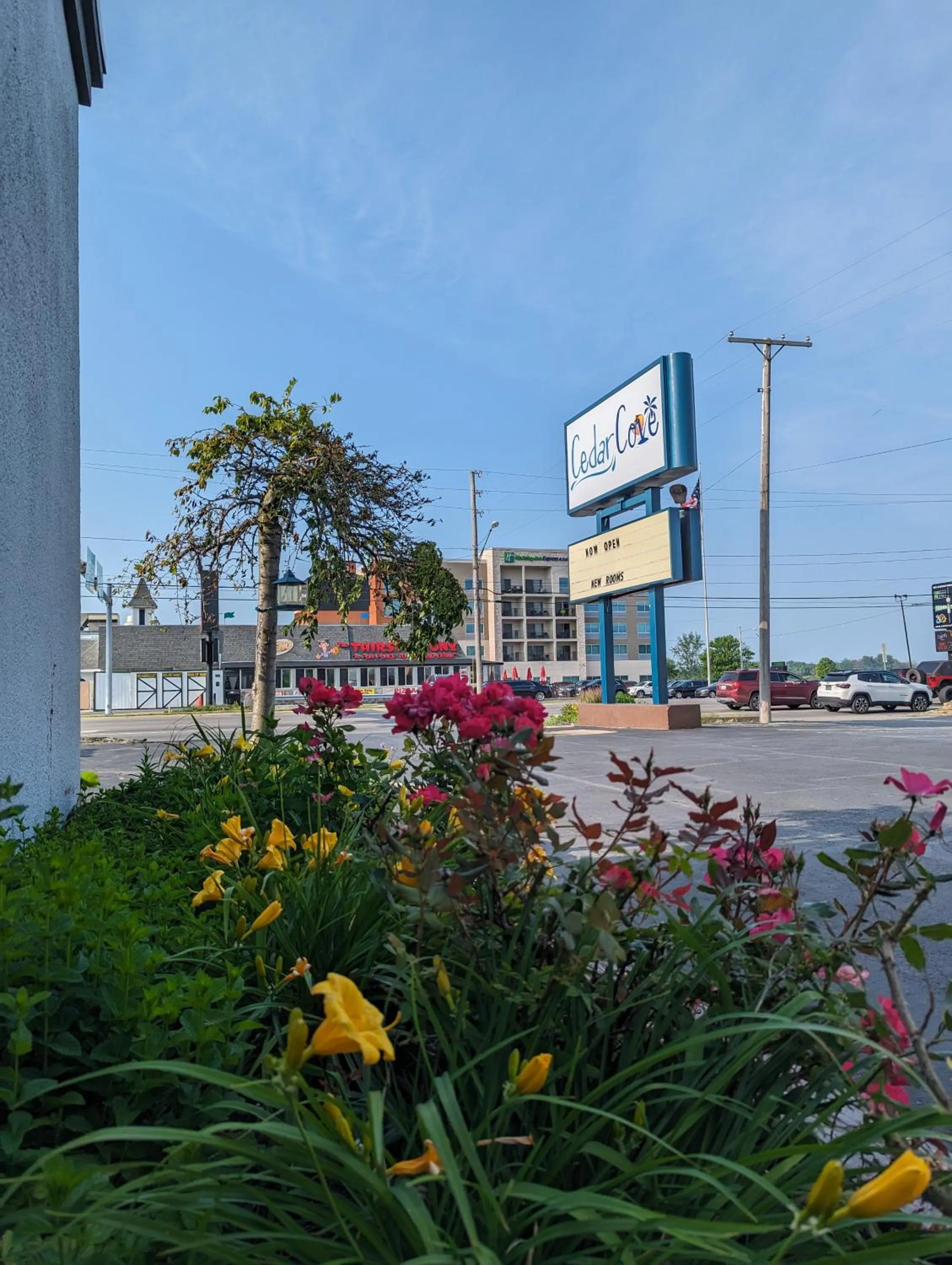 Property building in Cedar Cove