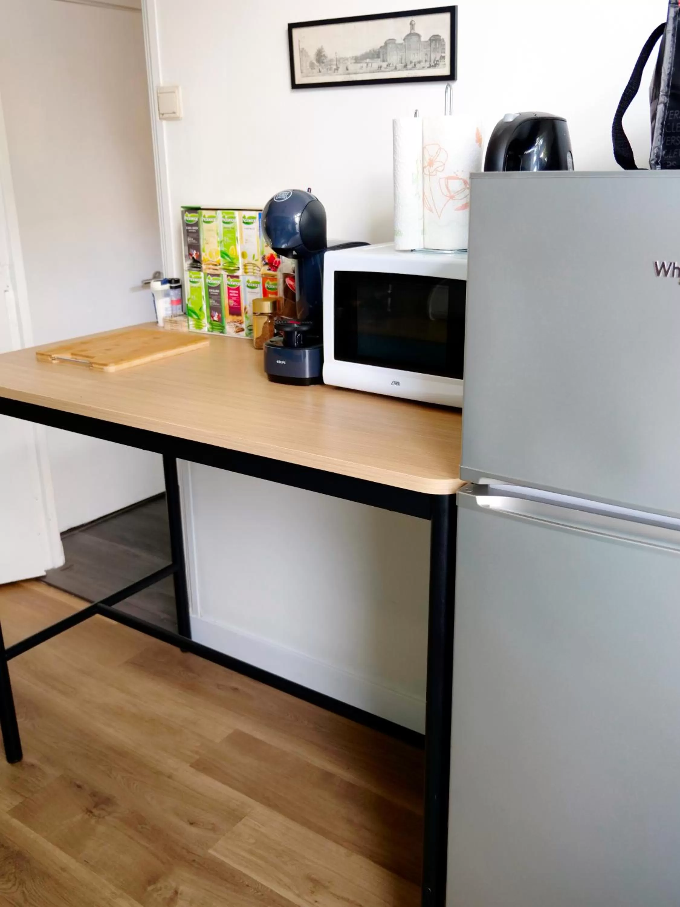 kitchen, Kitchen/Kitchenette in The Diesel Bed and Breakfast