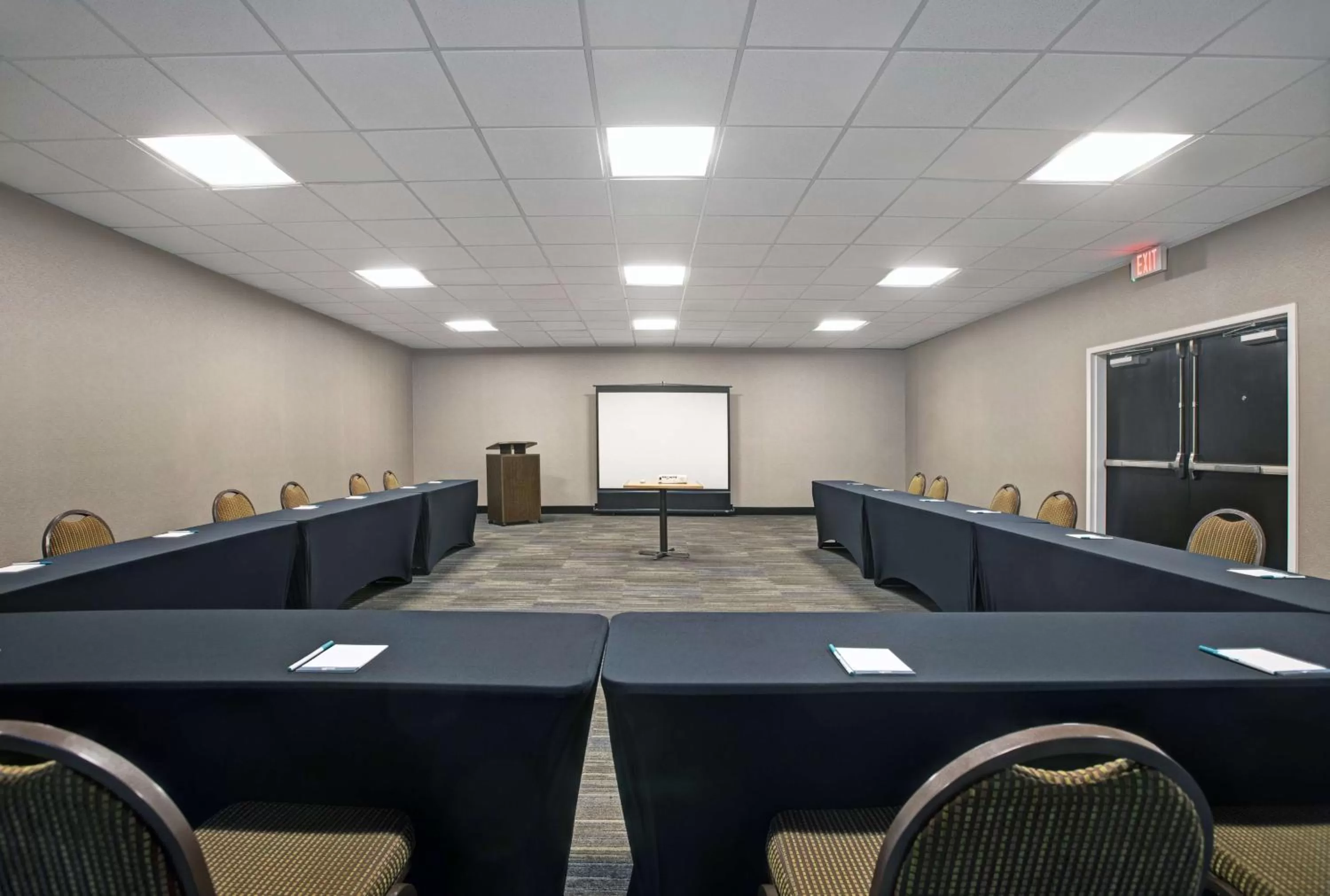 Meeting/conference room in Homewood Suites Charlotte Ayrsley